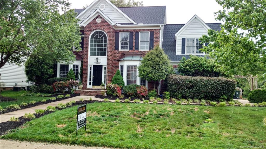 Gorgeous 4 bedroom, 2.5 bath in the desirable Hampton Ridge neighborhood. Brand new granite counter tops, sink, garbage disposal and stove. Recently updated Fridge and microwave. New interior paint, and Mohawk stain resistant 10 year warranted carpet. New garage door with opener ready to be keyed with your code. New Roof with architectural shingles in 2013. 7+ zone front and back irrigation. Wired up and down for gigabit Ethernet network. TWC security. Finished insulated garage. Original owner