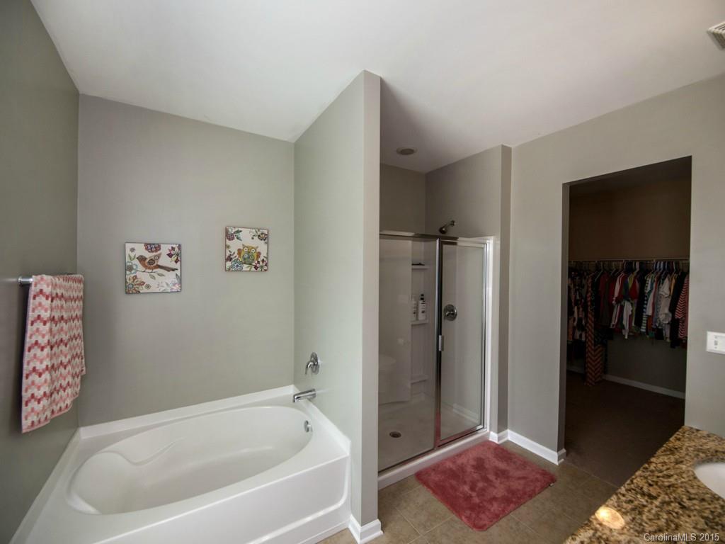 Ellis Pond - Residential