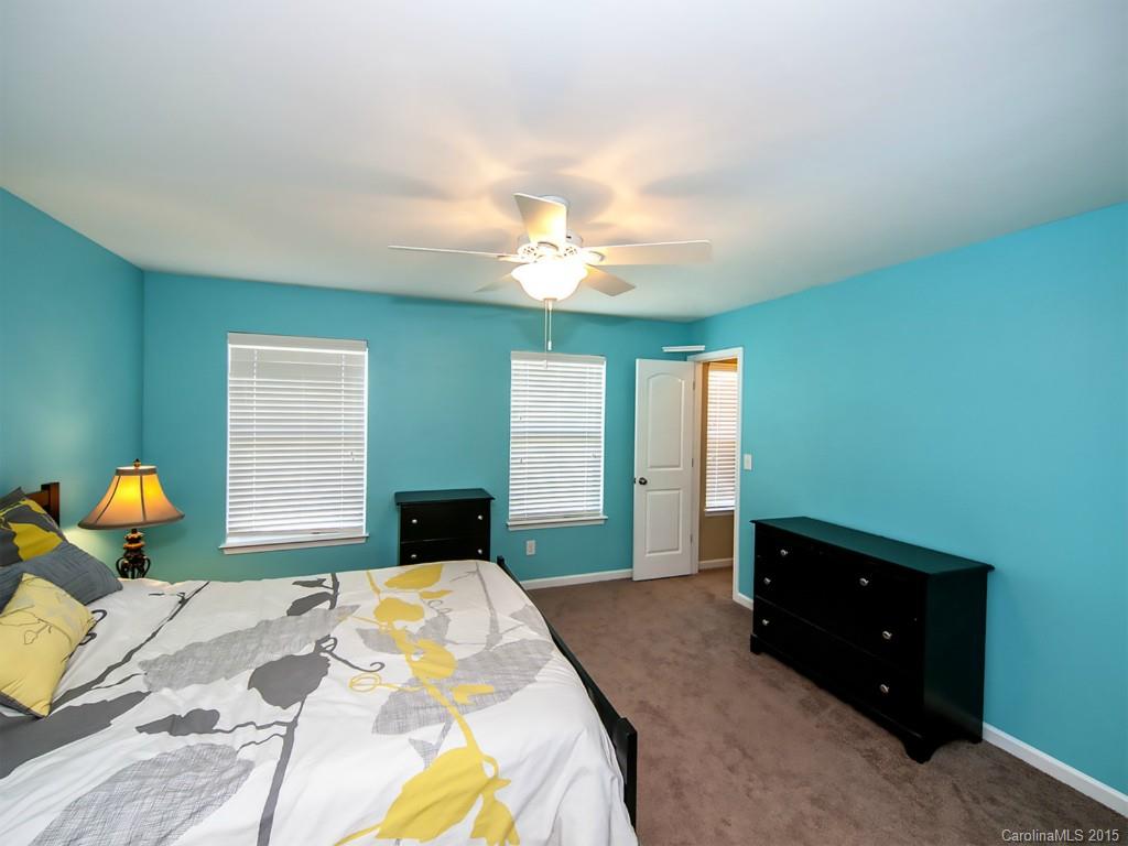 Ellis Pond - Residential