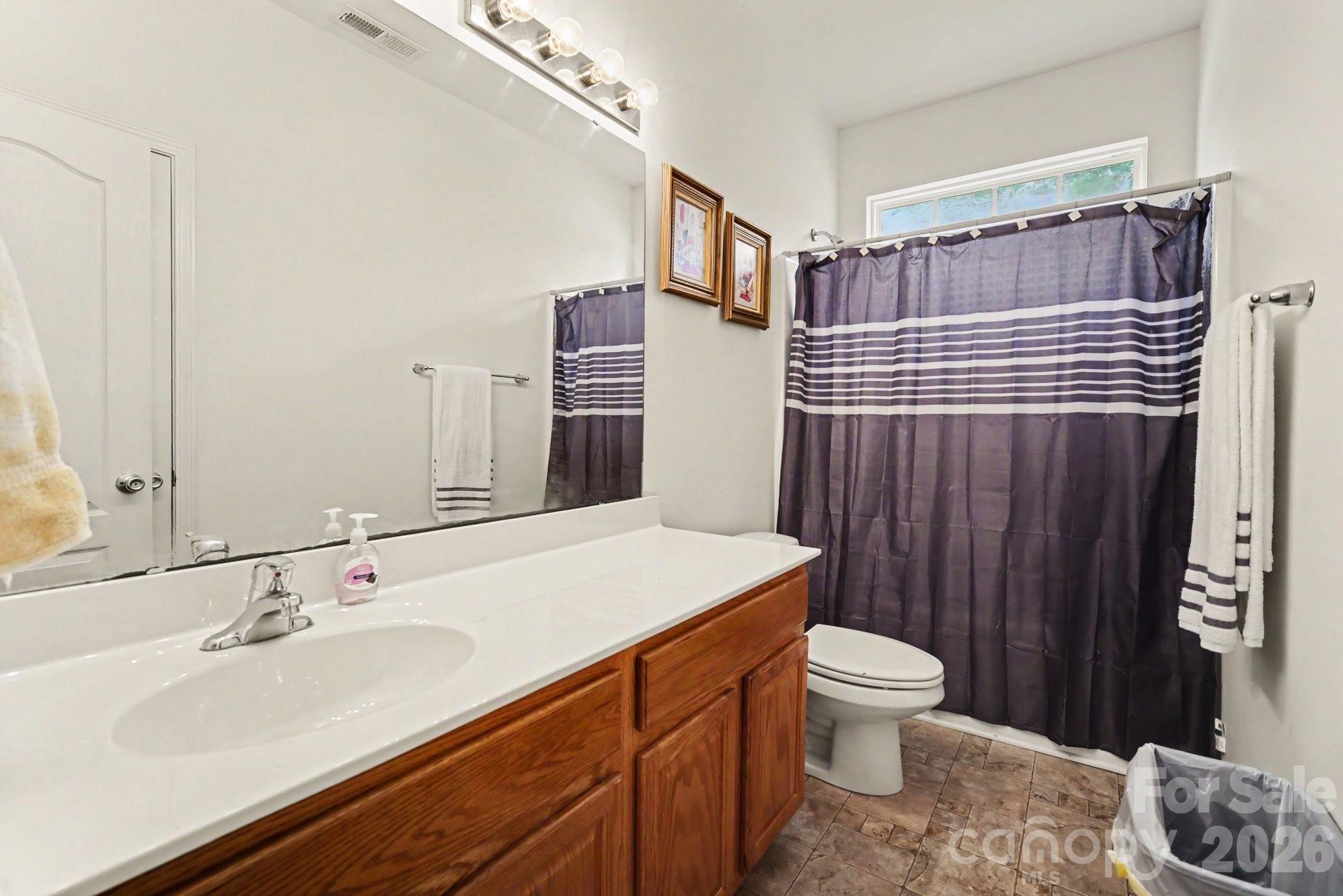 Davis Meadows - Residential