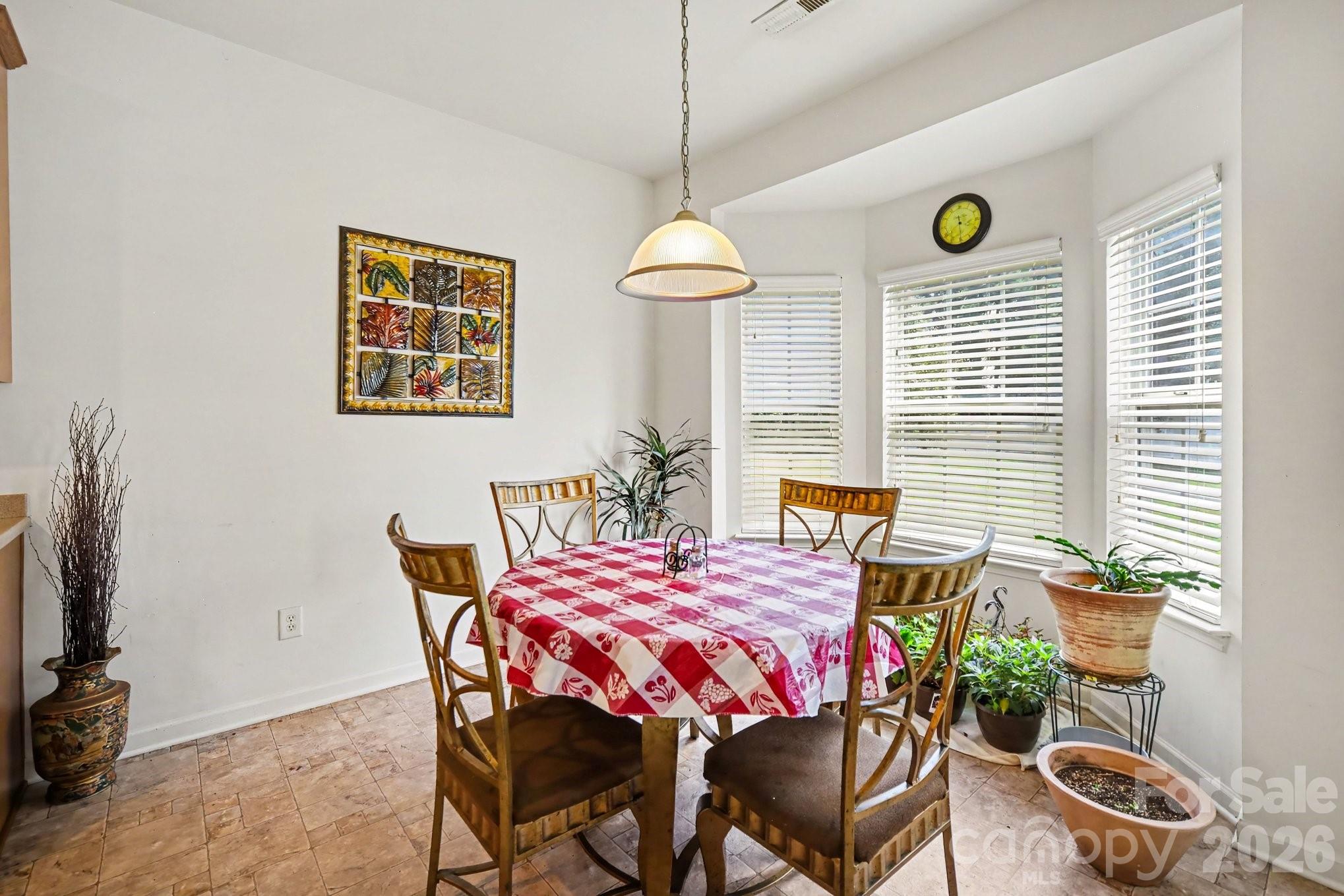 Davis Meadows - Residential