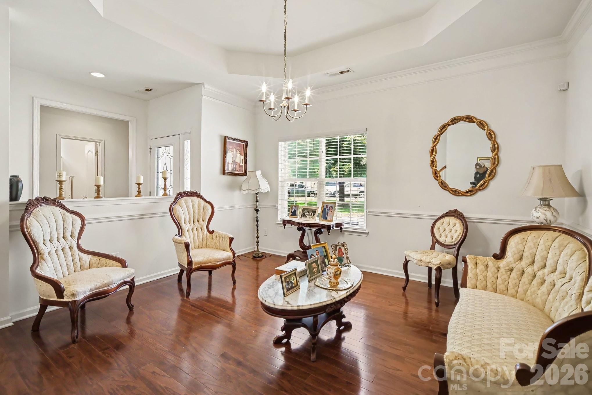 Davis Meadows - Residential