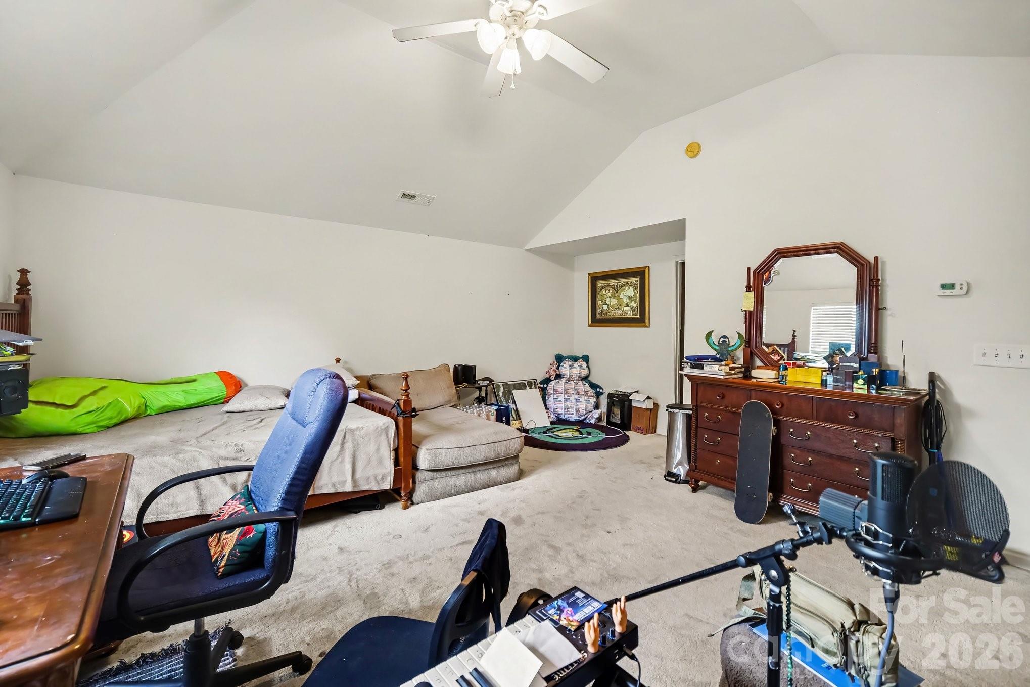 Davis Meadows - Residential