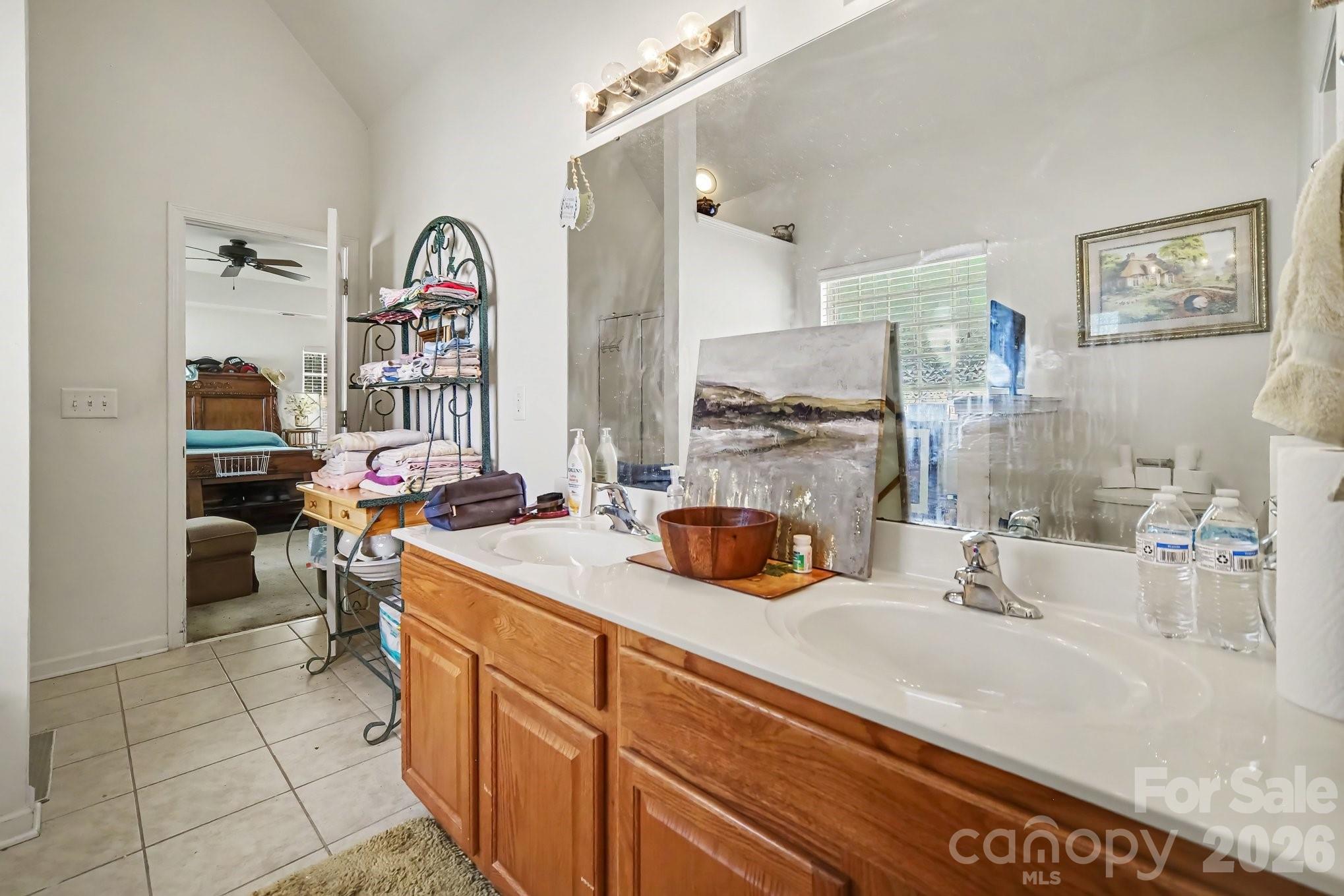 Davis Meadows - Residential