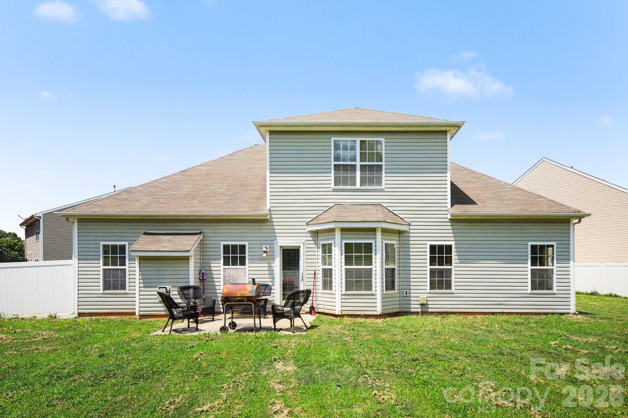 Davis Meadows - Residential