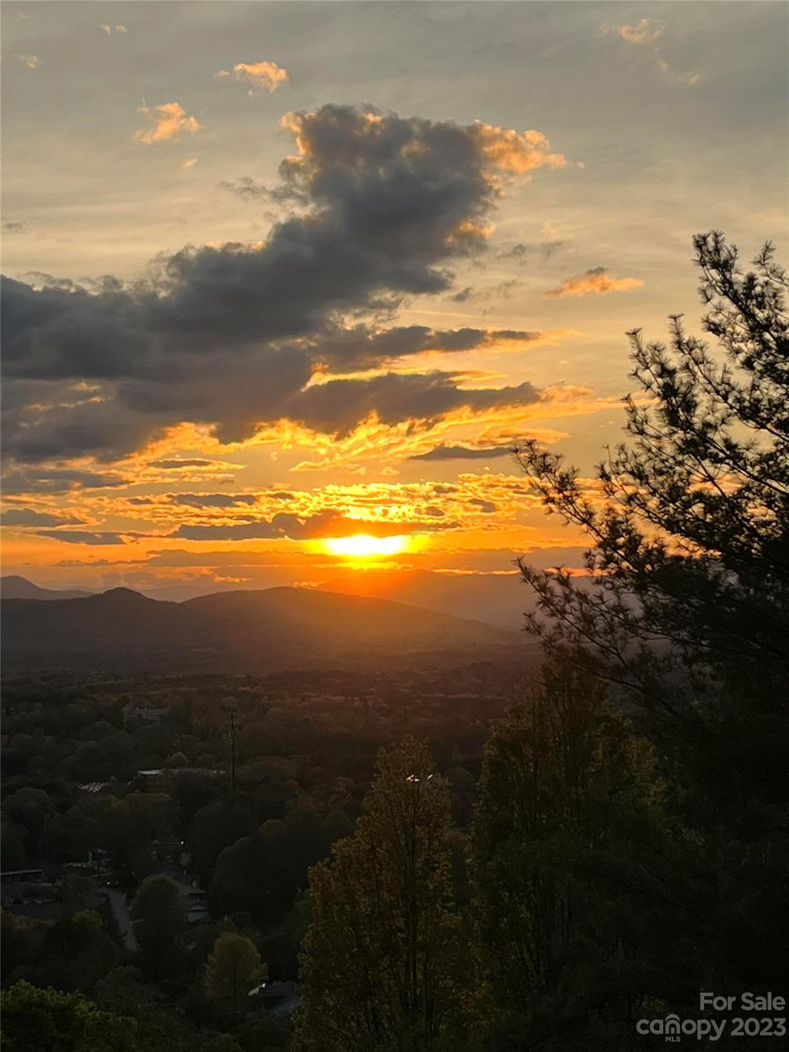 The Views of Asheville - Residential
