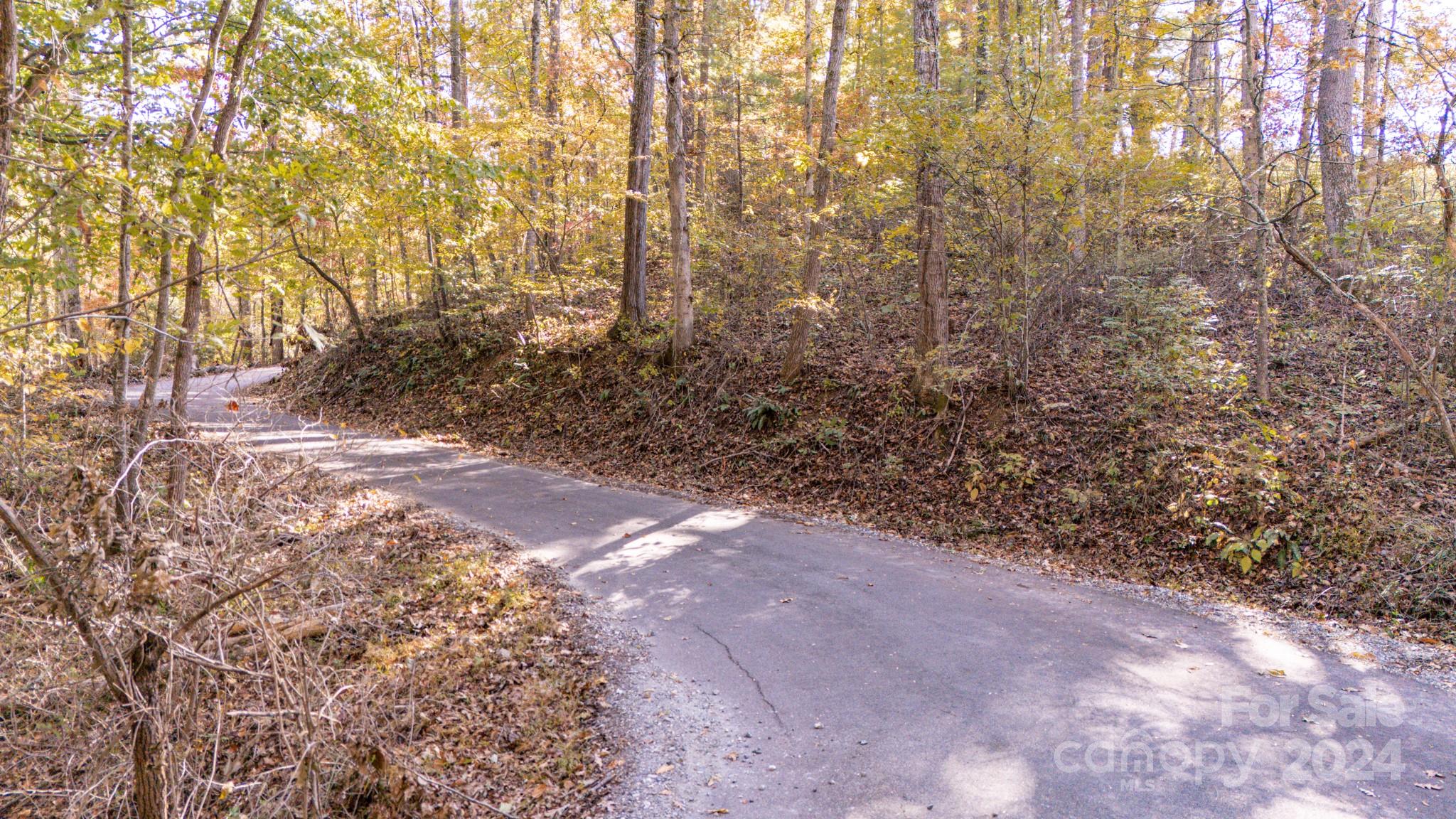 North Pinnacle - Land