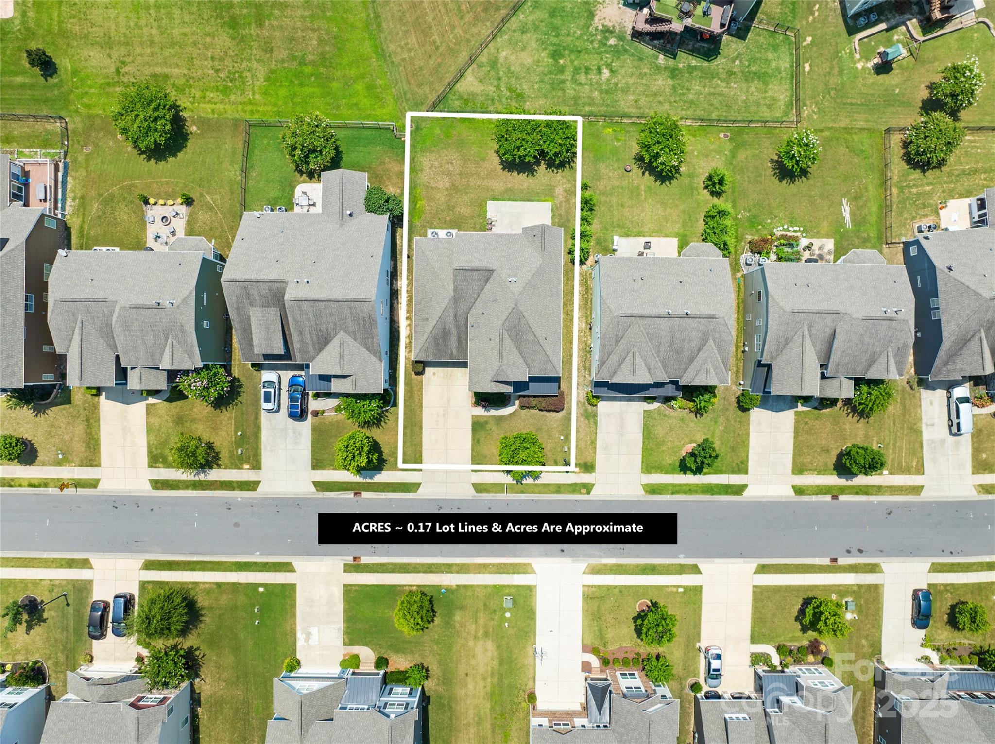 Hawks Creek - Residential