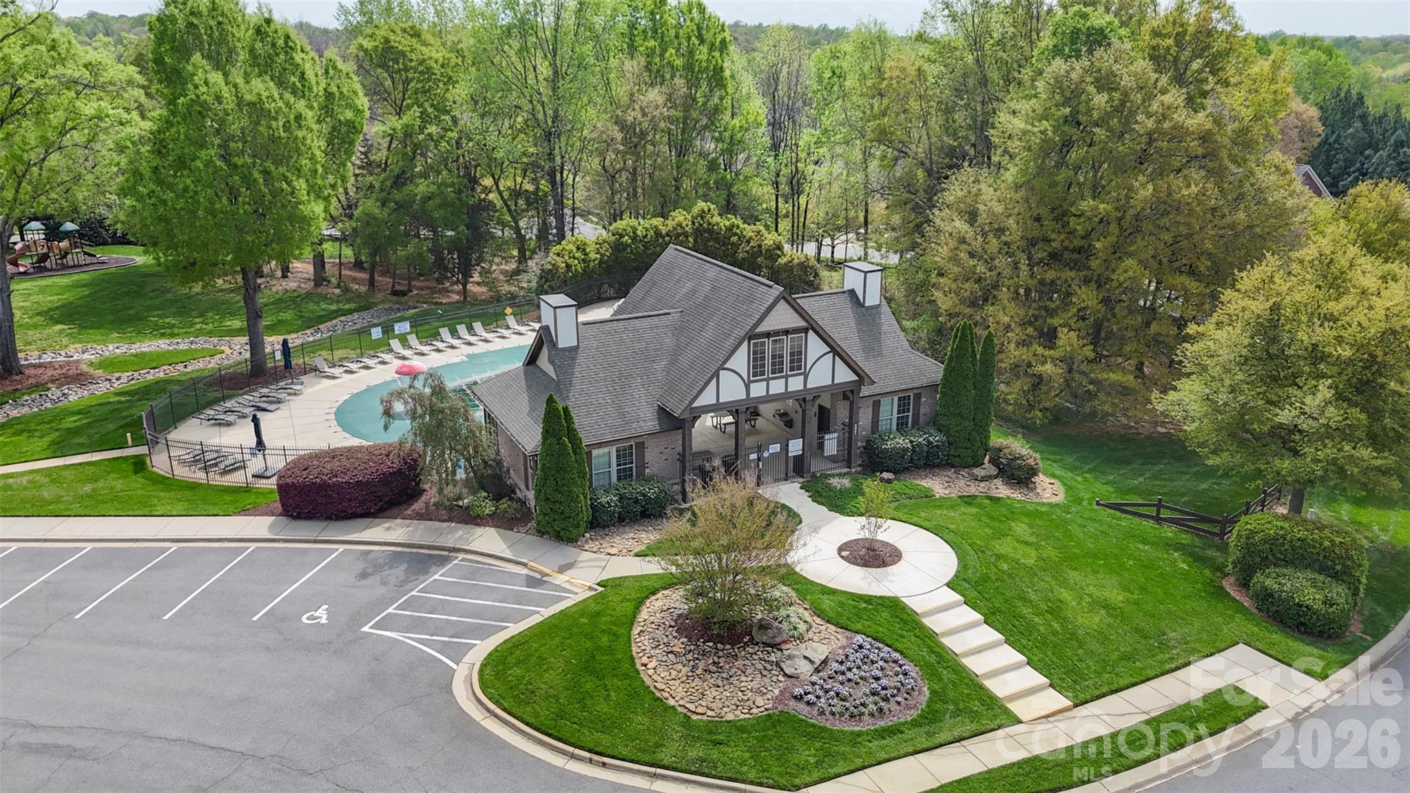 Barber Rock - Residential