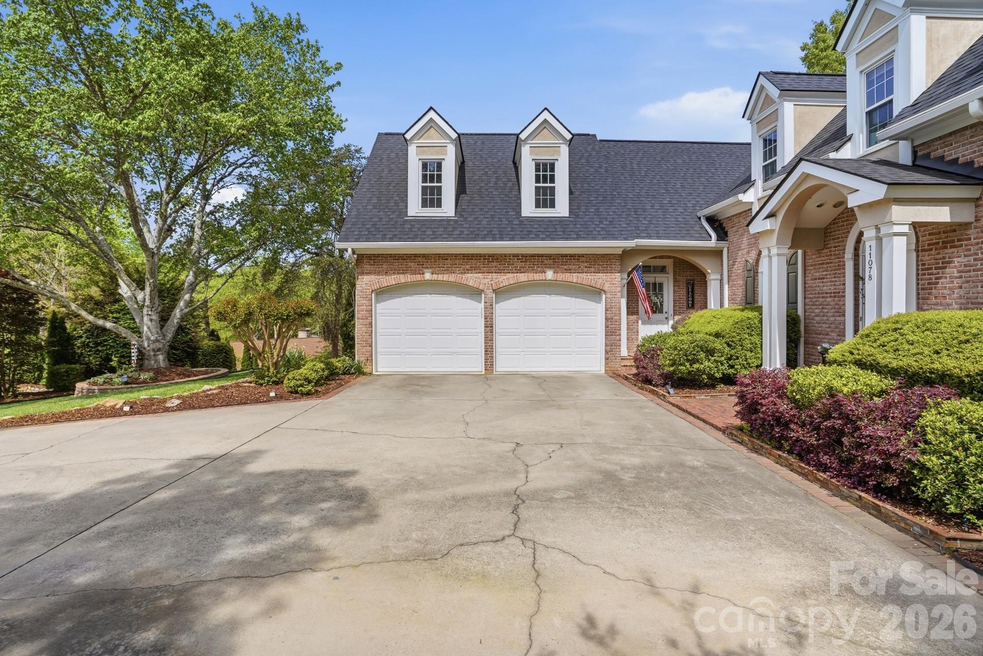 Seven Coves - Residential