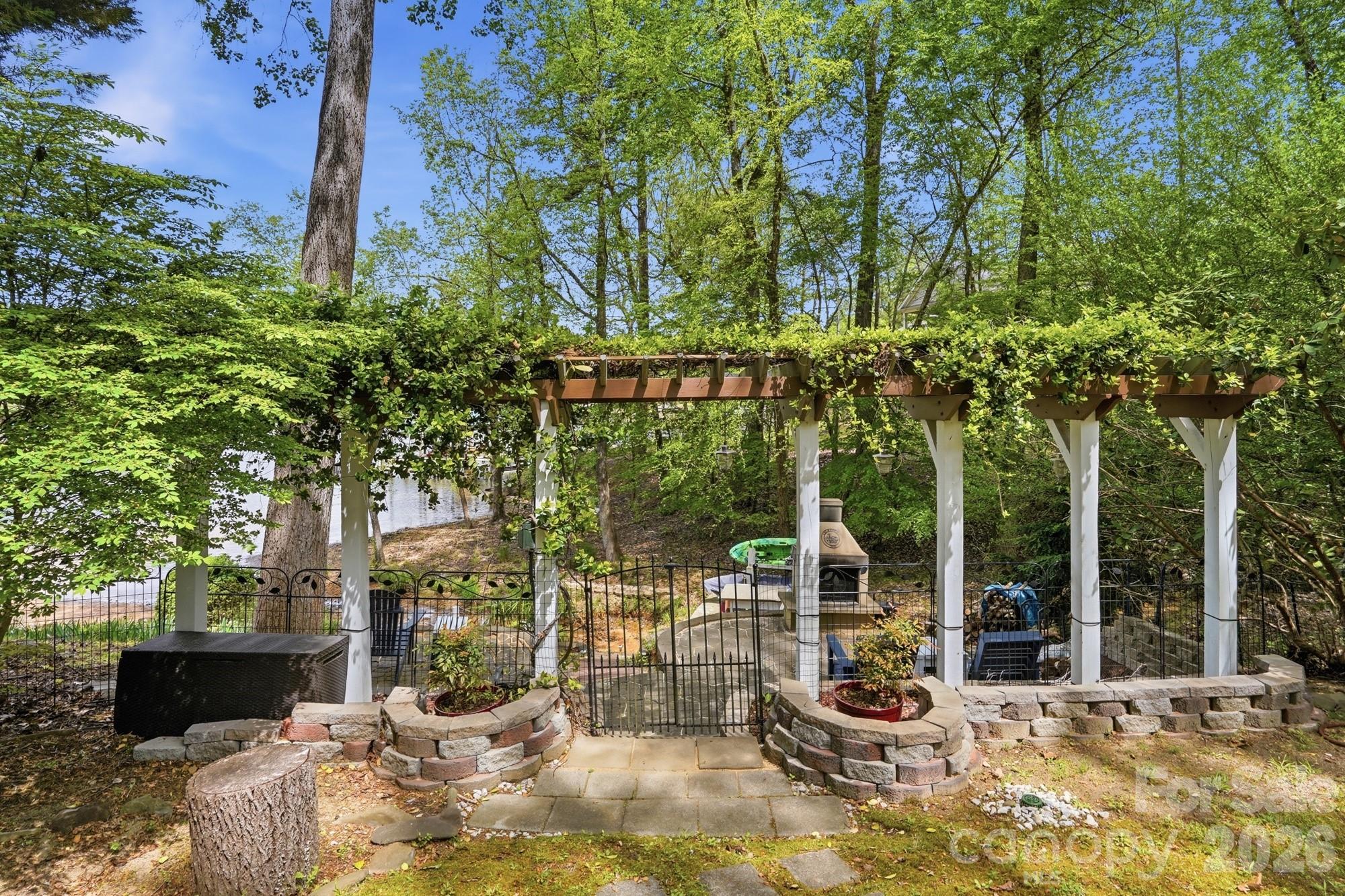 Seven Coves - Residential