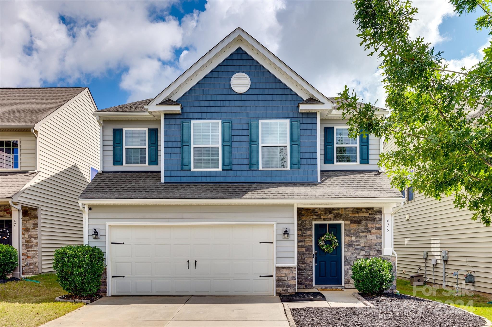 HOME SWEET HOME! Don't miss your opportunity to live in the well desired neighborhood of Waterside at the Catawba located in the award-winning Fort Mill School District. This 4 bedroom, 2.5 bathroom is equipped with a large open ceiling in the living room with new light fixture, gourmet kitchen with stainless steel appliances, granite countertops, plenty of cabinet space, new island lights, half bathroom downstairs with new vanity and fixtures. Primary suite on the main with large walk-in closet and double vanity sink. Upstairs you'll find 3 great size rooms, 1 full bathroom and a loft, perfect for an office or playroom. Large fenced in, flat yard and lots of storage in garage. Don't miss all the amazing amenities this community has to offer. Including large outdoor pool, tennis courts, clubhouse, Banks Athletic Park, which has a basketball court, softball fields and playground.