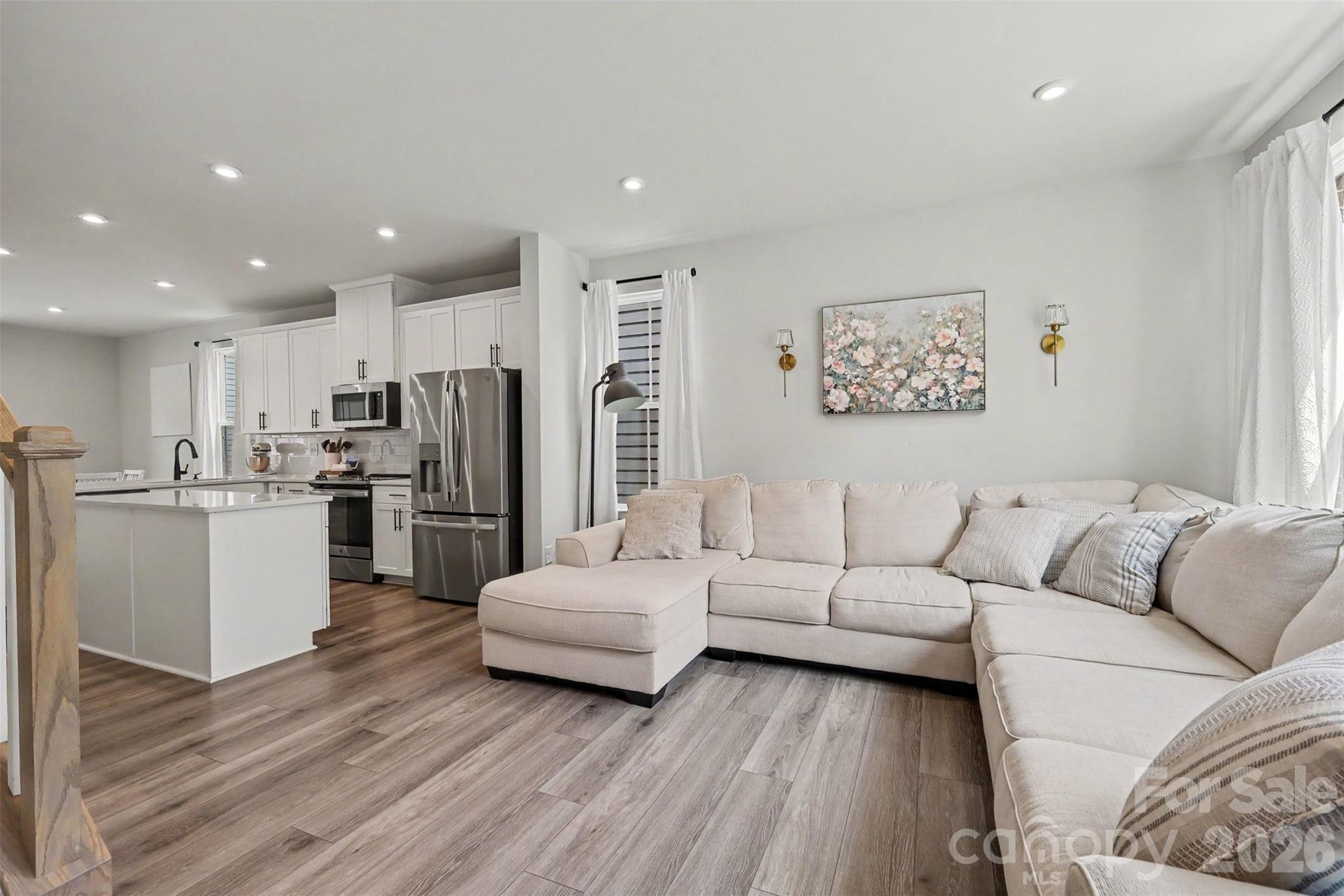Southrail Station - Residential