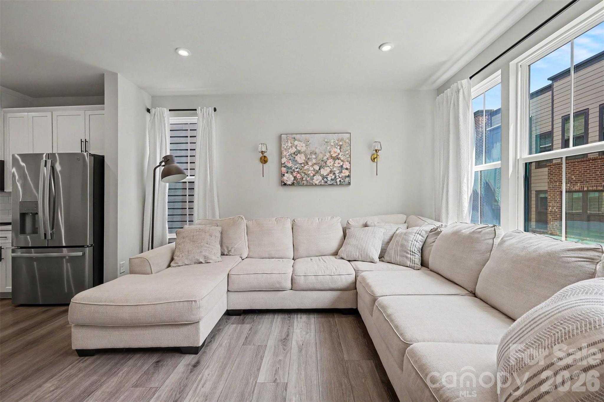 Southrail Station - Residential