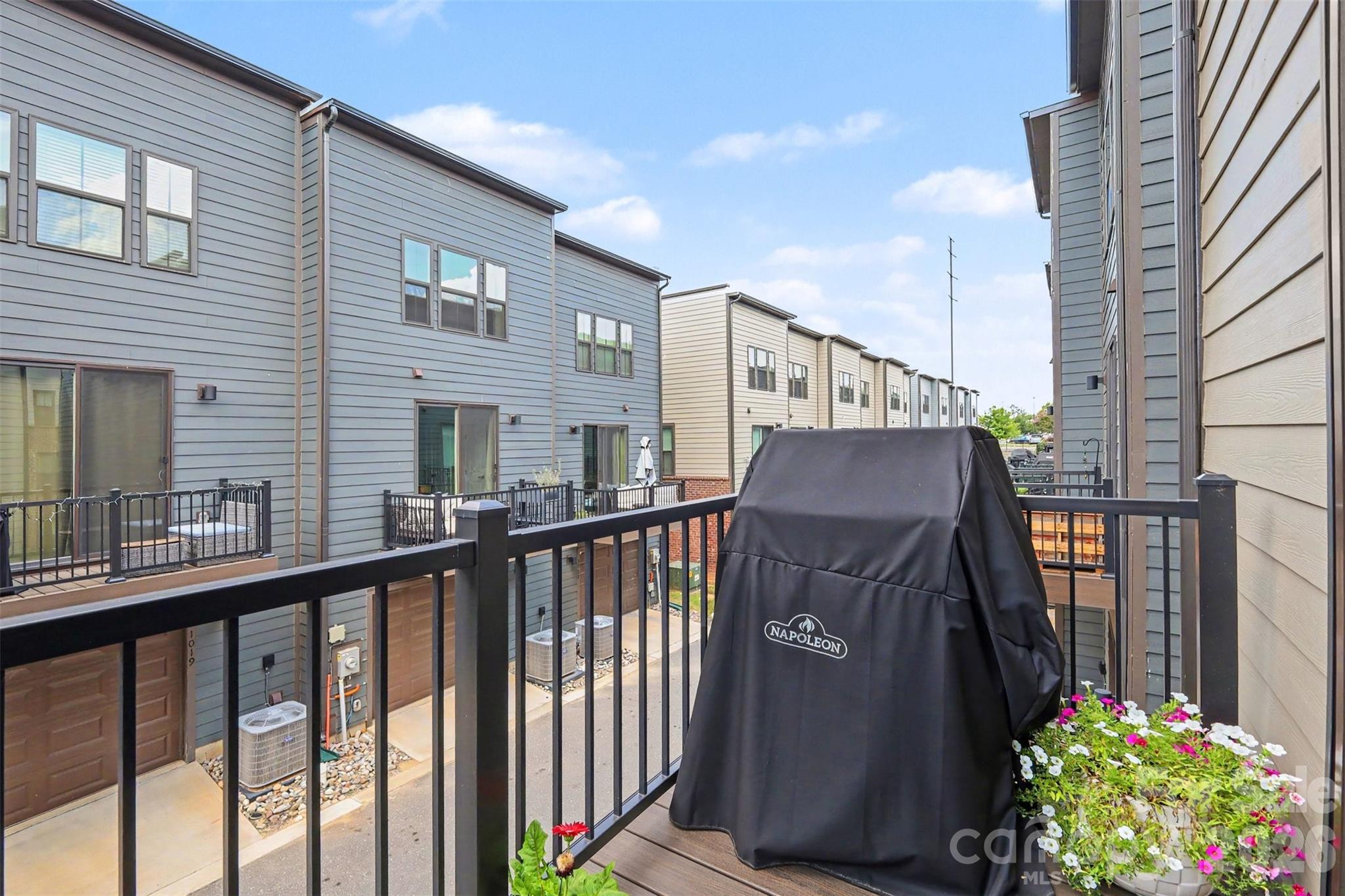 Southrail Station - Residential