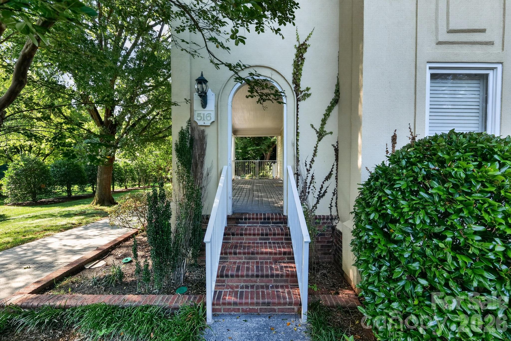Mammoth Oaks - Residential
