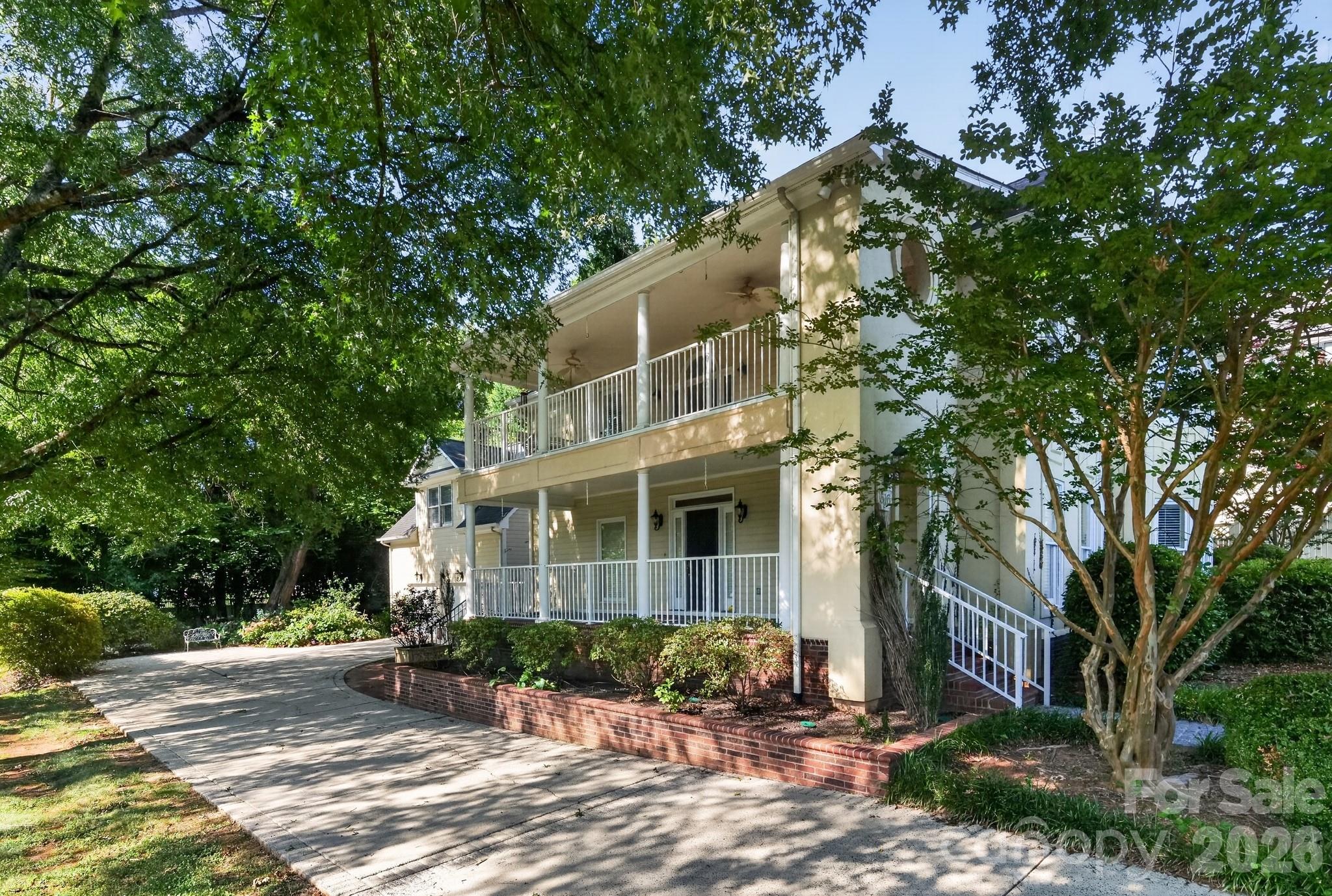 Mammoth Oaks - Residential