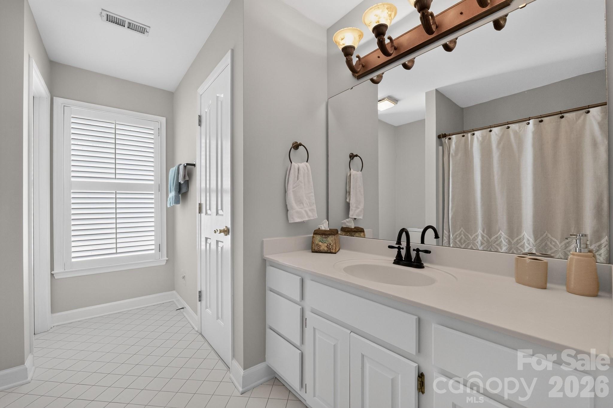 Mammoth Oaks - Residential