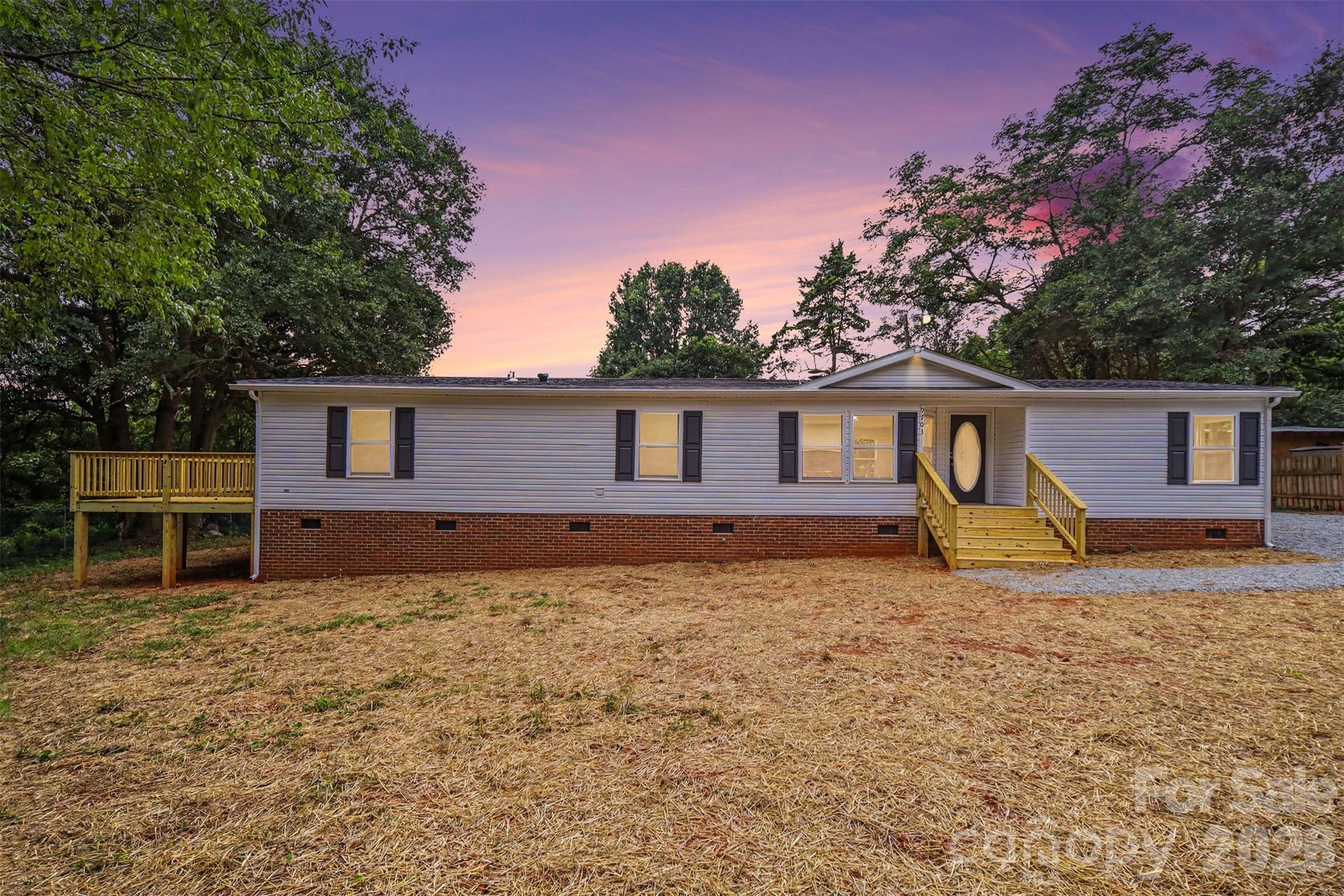 Huntwood Park - Residential
