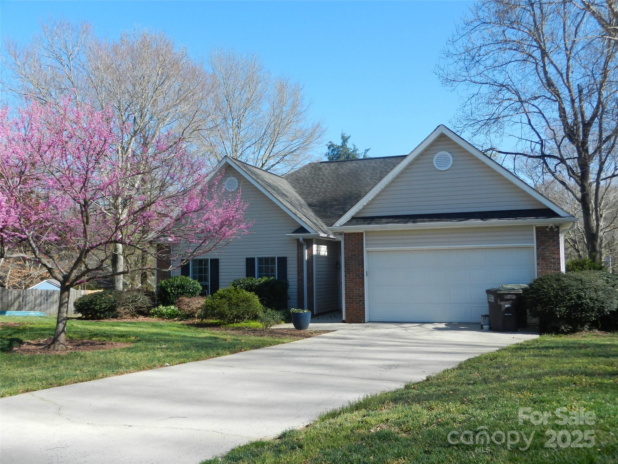 Opportunity...BACK on The Market by no fault of the seller.  Charming 3-Bedroom, 2-Bathroom Home in a Prime Location!
Welcome home! This one-story residence offers a perfect blend of comfort and convenience.
This home offers vaulted ceilings and gas log Fireplace in Great room formal Dining room and eat in kitchen  and A generous, level yard perfect for entertaining, gardening, or outdoor play with a covered back porch and fenced yard for privacy and security for pets or just peace of mind.
 The home also has a 2-Car Garage with Ample parking space and extra storage for all your needs.
Just a short drive or walk to the Southampton Racquet and Swim Club, a private members-only club offering tennis, swimming, and fitness activities. ?
This home is Close to grocery stores, restaurants, and shopping centers, ensuring all your daily needs are met.?
Don’t miss out—schedule a tour today and make this house your new home!