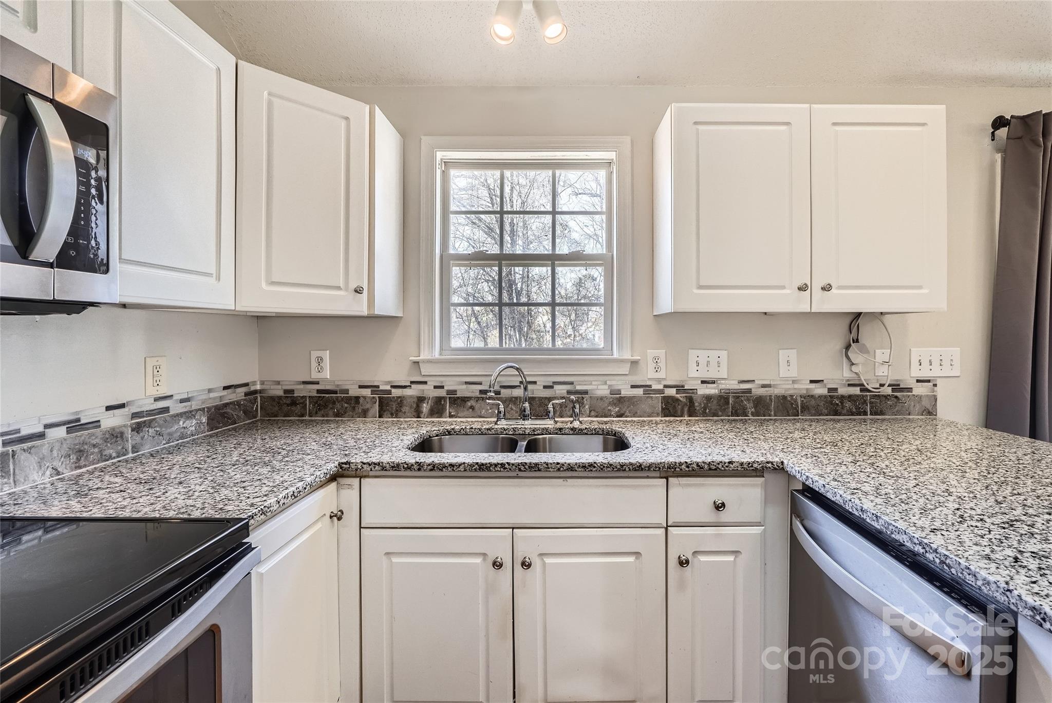 Taylor Oaks - Residential