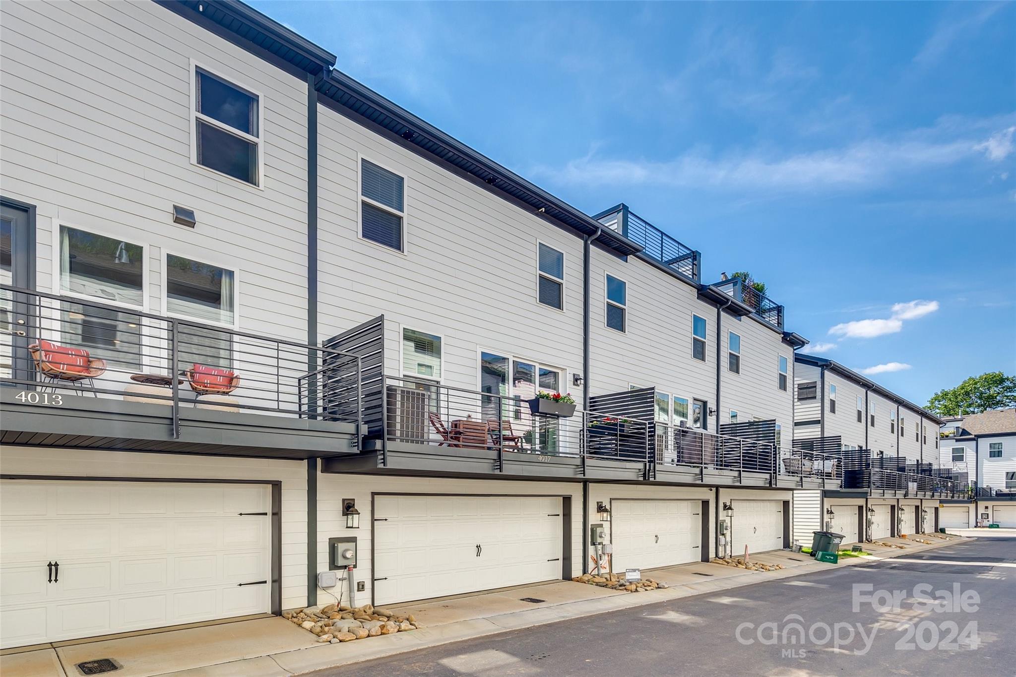 Hudson Oaks - Residential