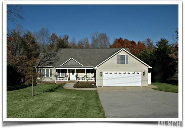 Beautiful MOVE-IN READY 3Bed/2Bath one level home situated on .99 acre lot. Convenient location for travel to Charlotte area. Home features open/split floor plan with beautiful hardwood floors and gas log fireplace in living room. Large master suite with walk-in closet. His/hers vanities and jetted tub in master bath. Two additional bedrooms and large bathroom on opposite side of home. Open kitchen to living/dining areas offers granite counter tops, lots of cabinets for storage, and bar seating. Separate laundry/mudroom with tile flooring gives access to large 2-car garage with oversized garage door (18'). Deck off back overlooking large backyard with tree borders along each side for privacy. Attic with pull-down stairs and flooring provides tons of additional storage.