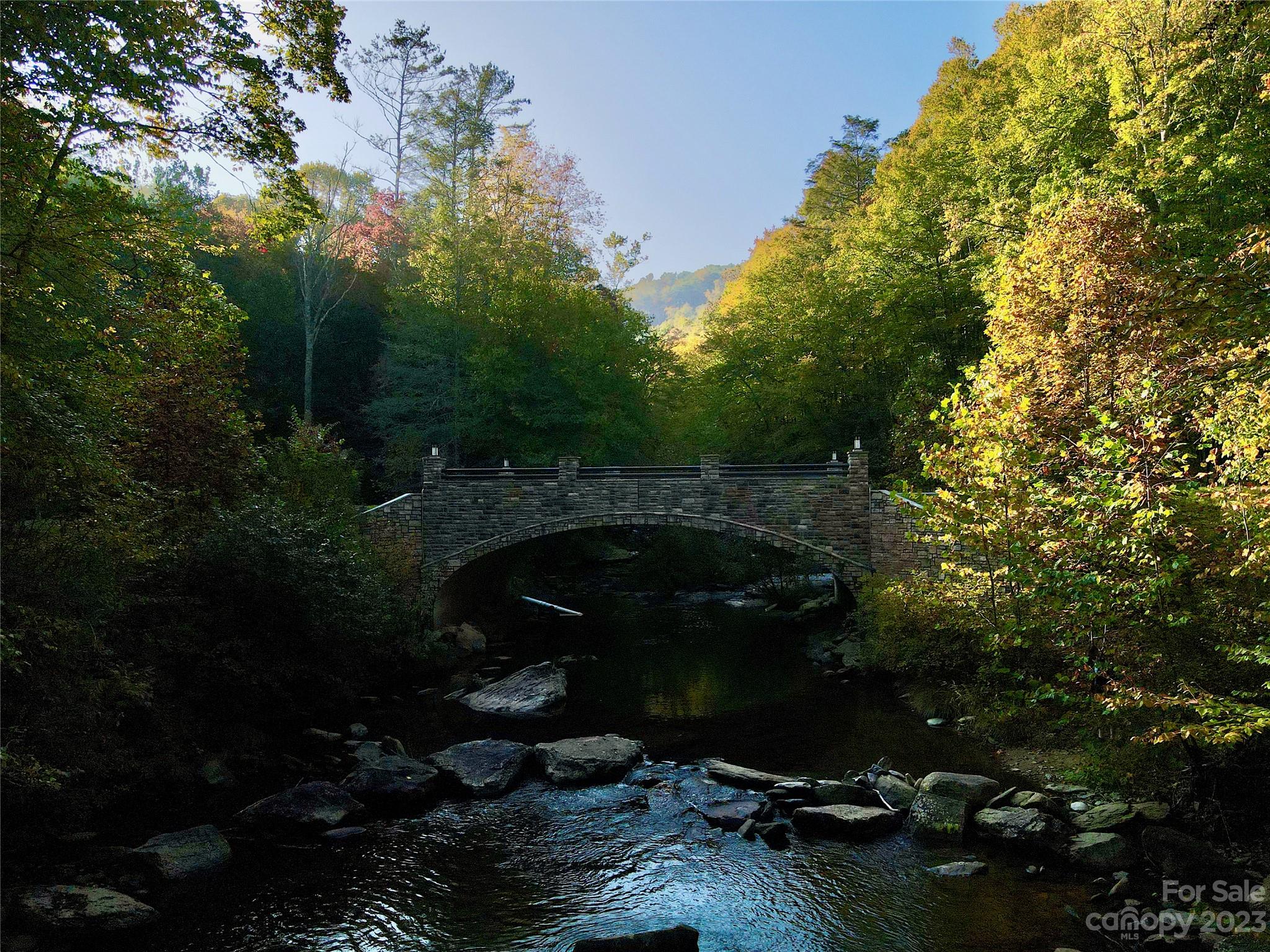 twin rivers - Land