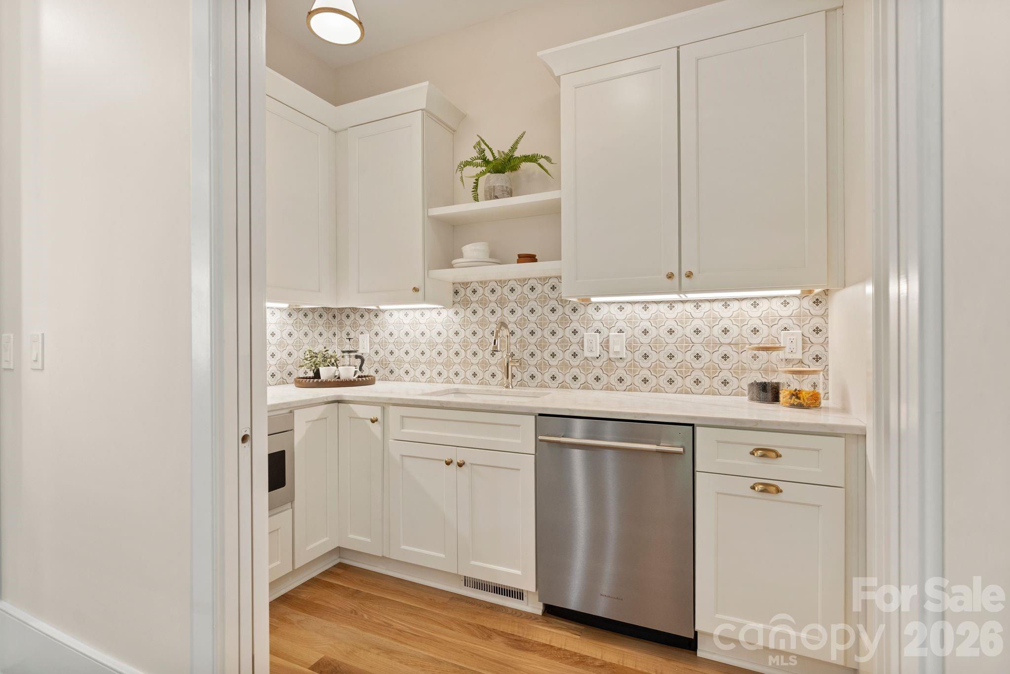 Riverchase Estates - Residential
