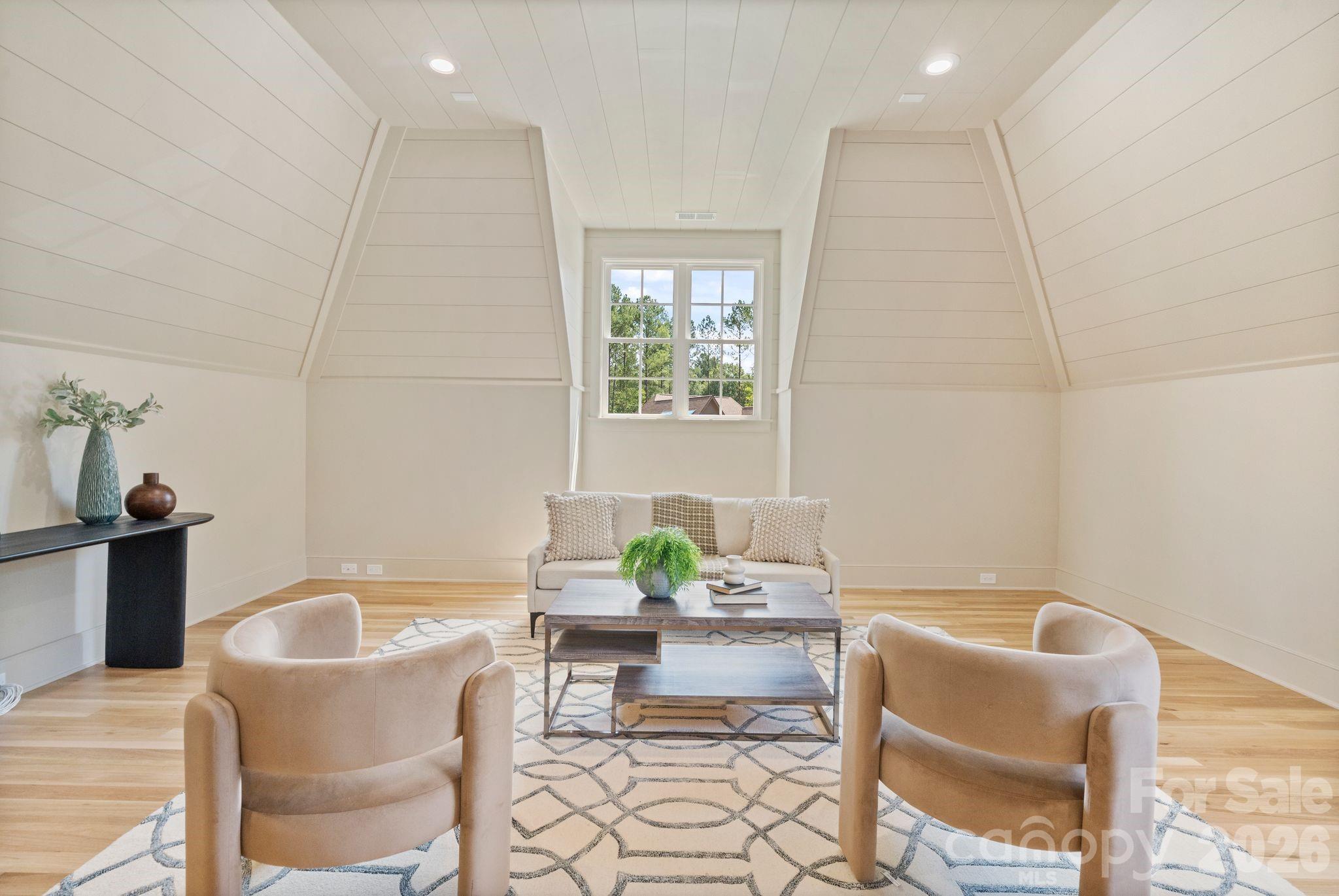 Riverchase Estates - Residential