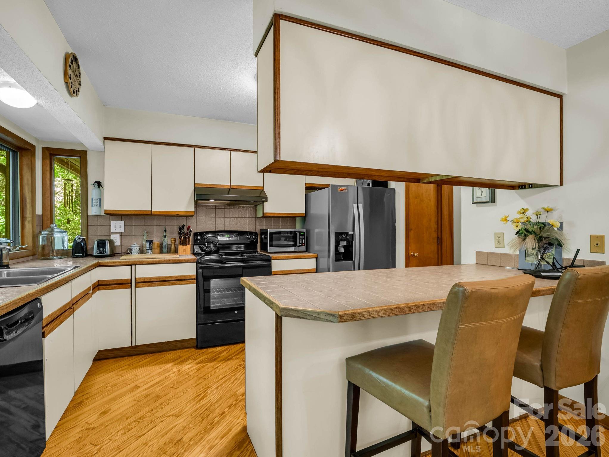 Rumbling Bald on Lake Lure - Residential