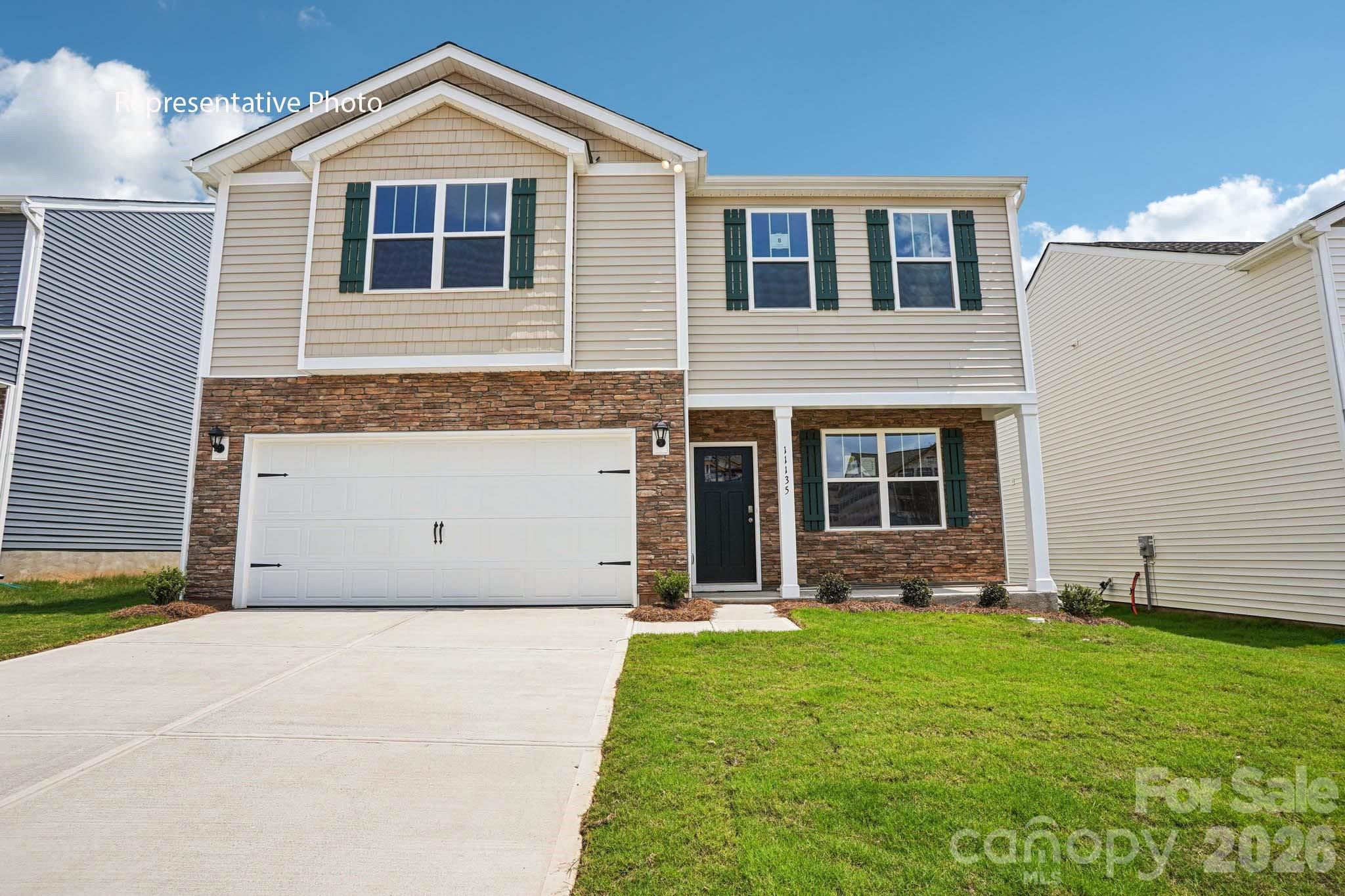 The Hamptons at Hickory - Residential