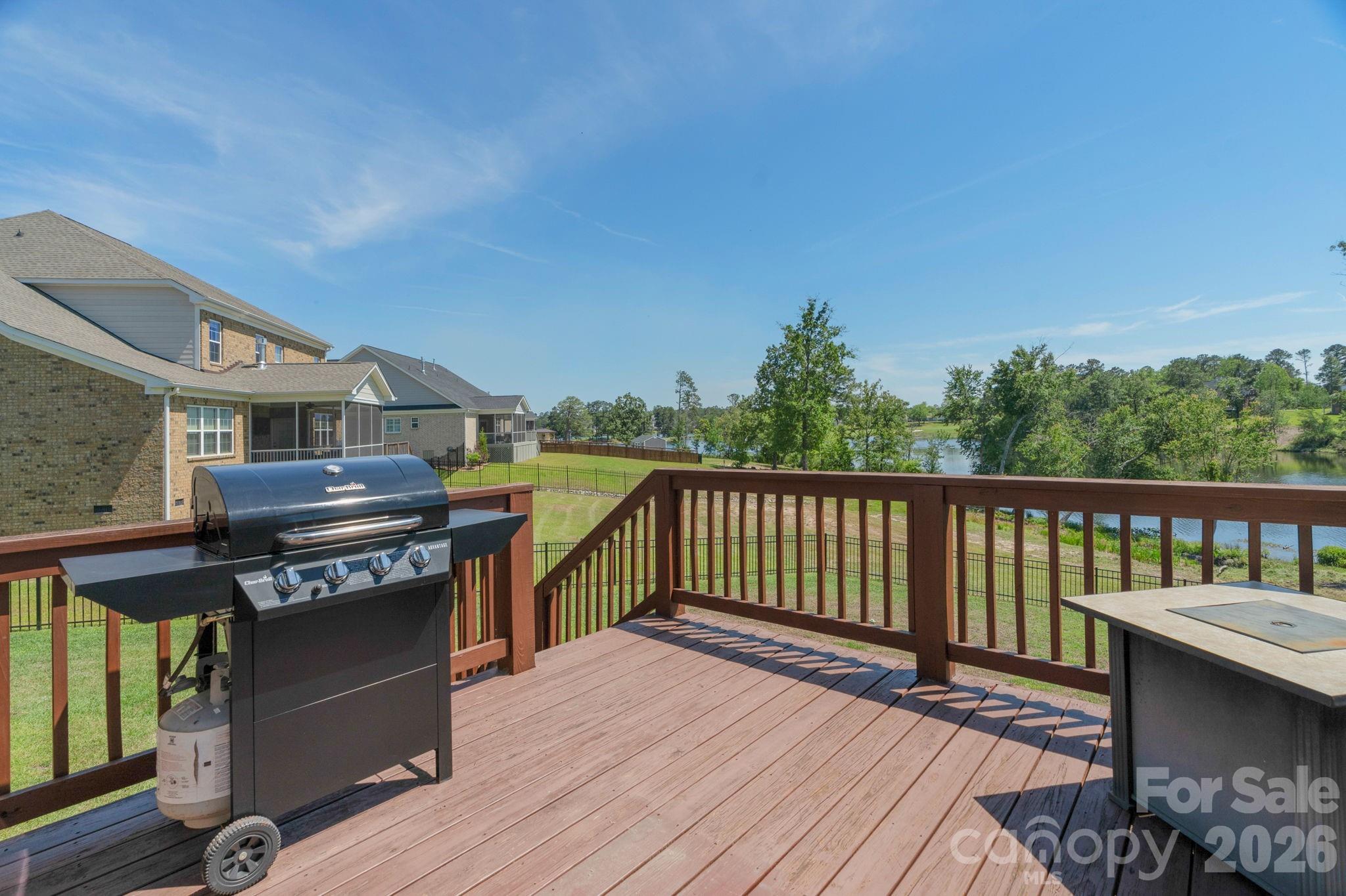 Lakeside at Woodcreek - Residential