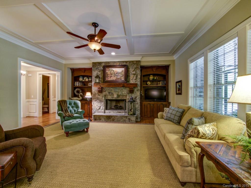 The Coves On River Oaks - Residential