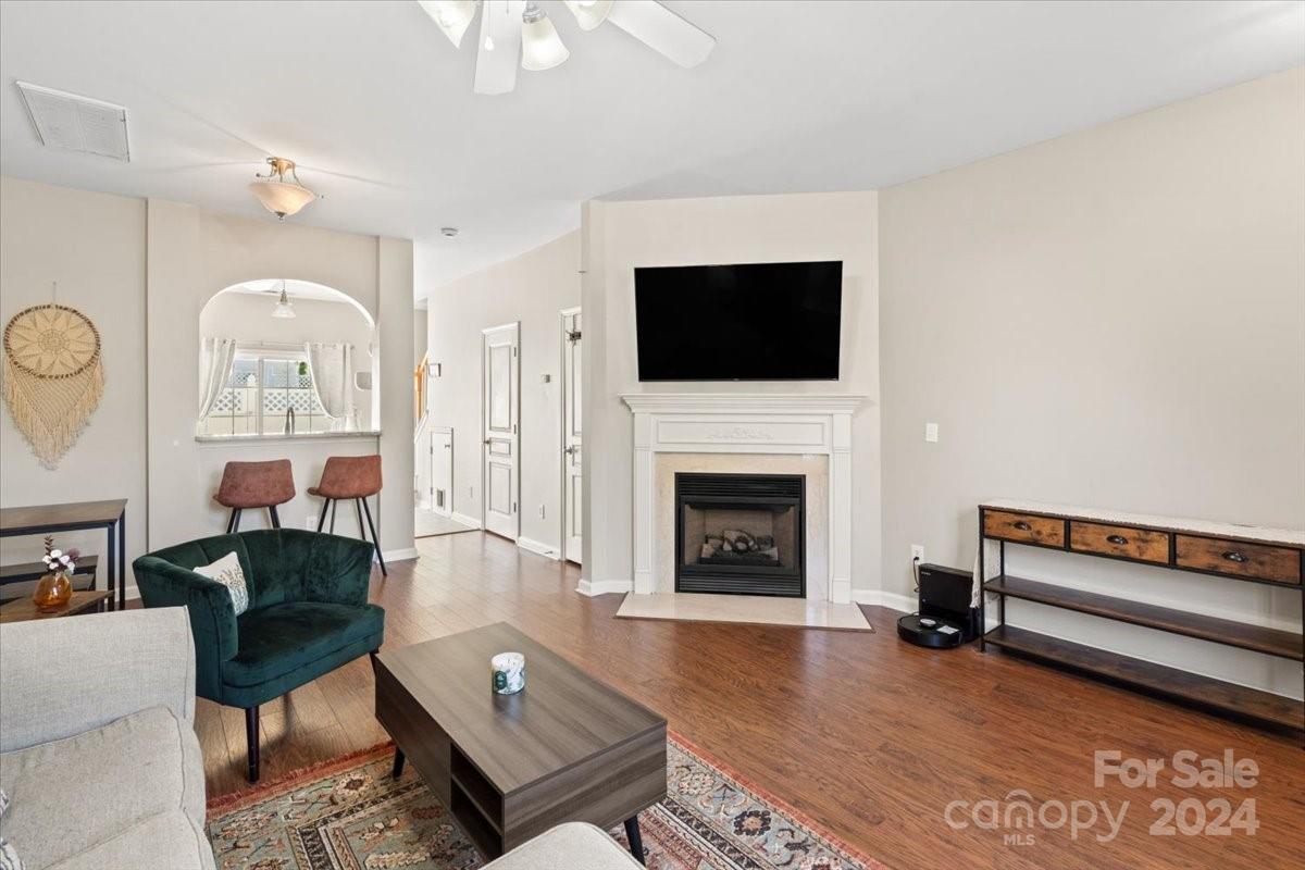 Ridge Pointe - Residential
