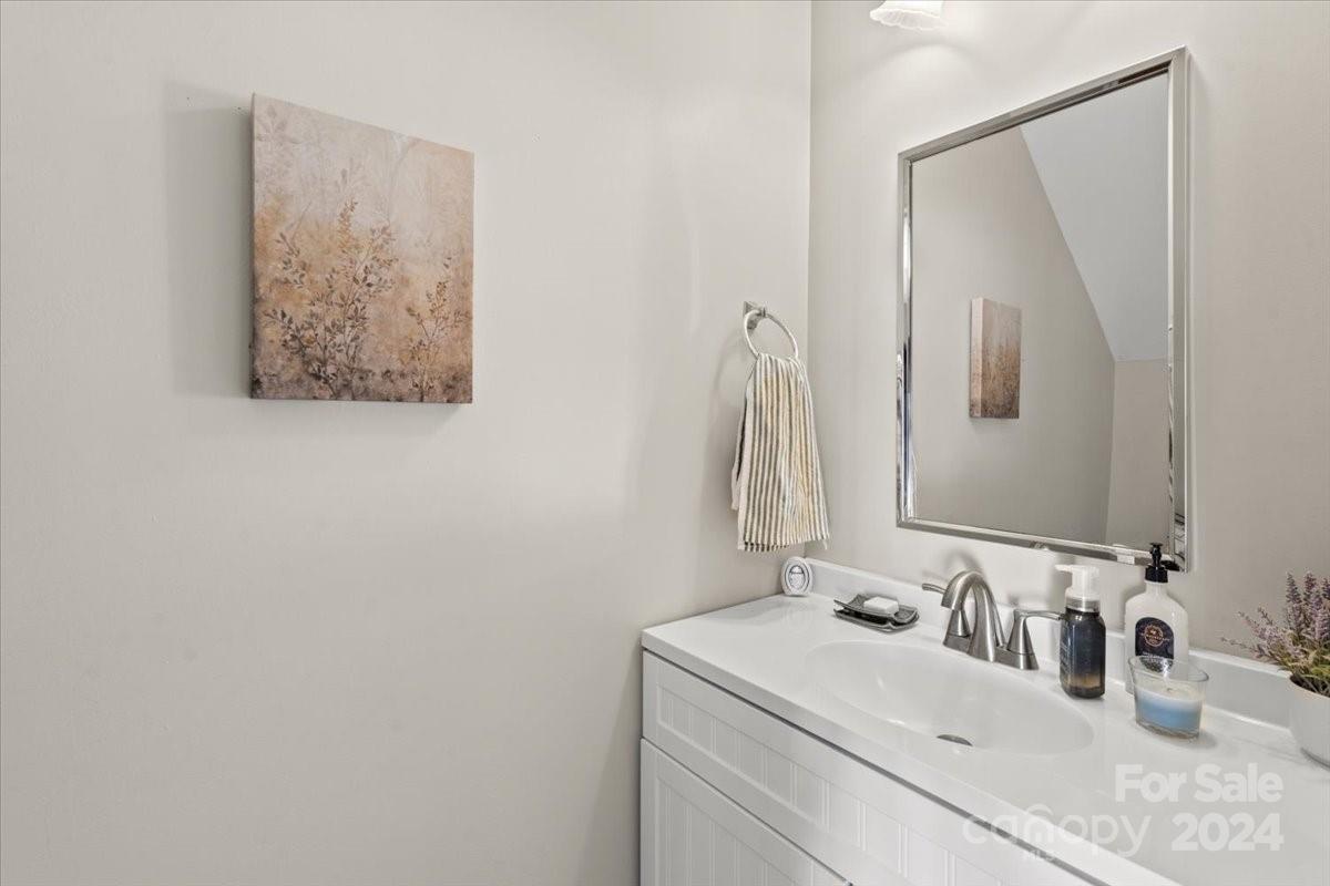 Ridge Pointe - Residential