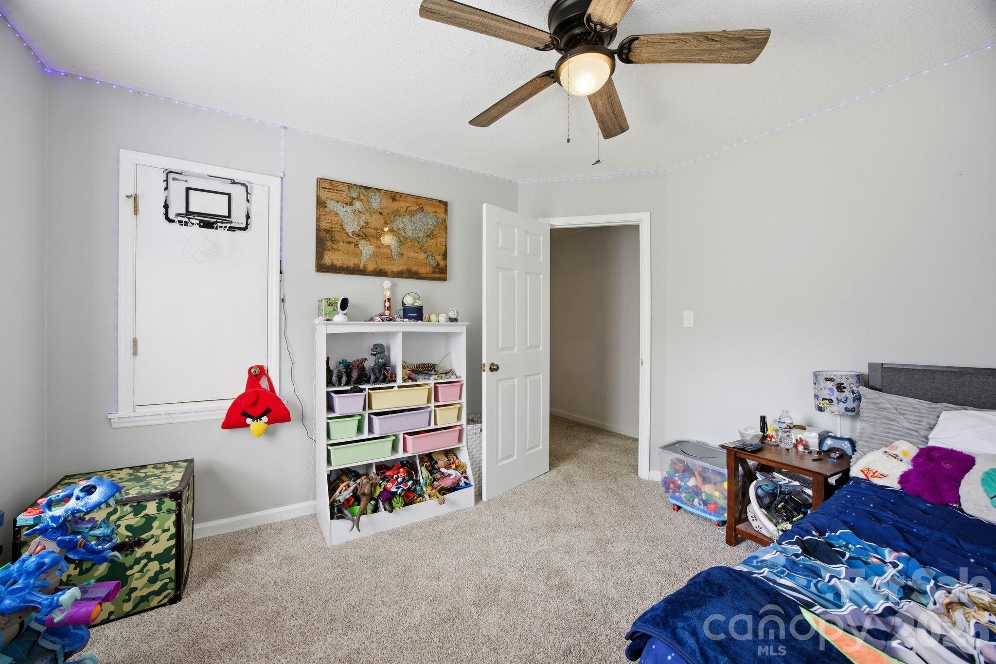 Kingsbury Acres - Residential