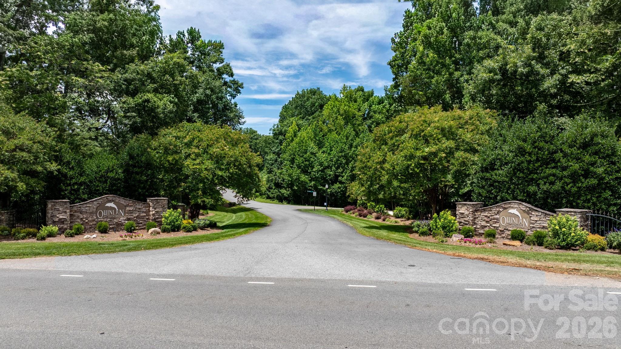 Quinlan Estates - Residential