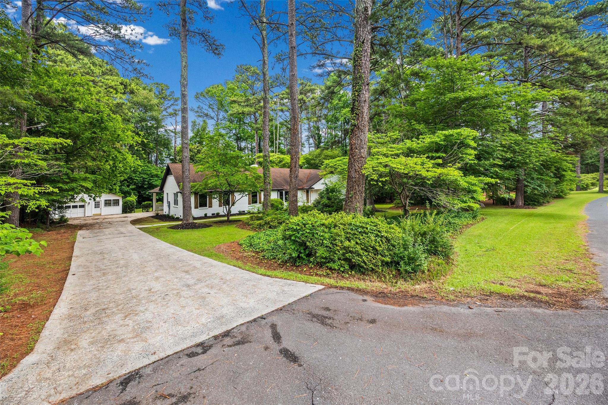 Meadow Lakes - Residential