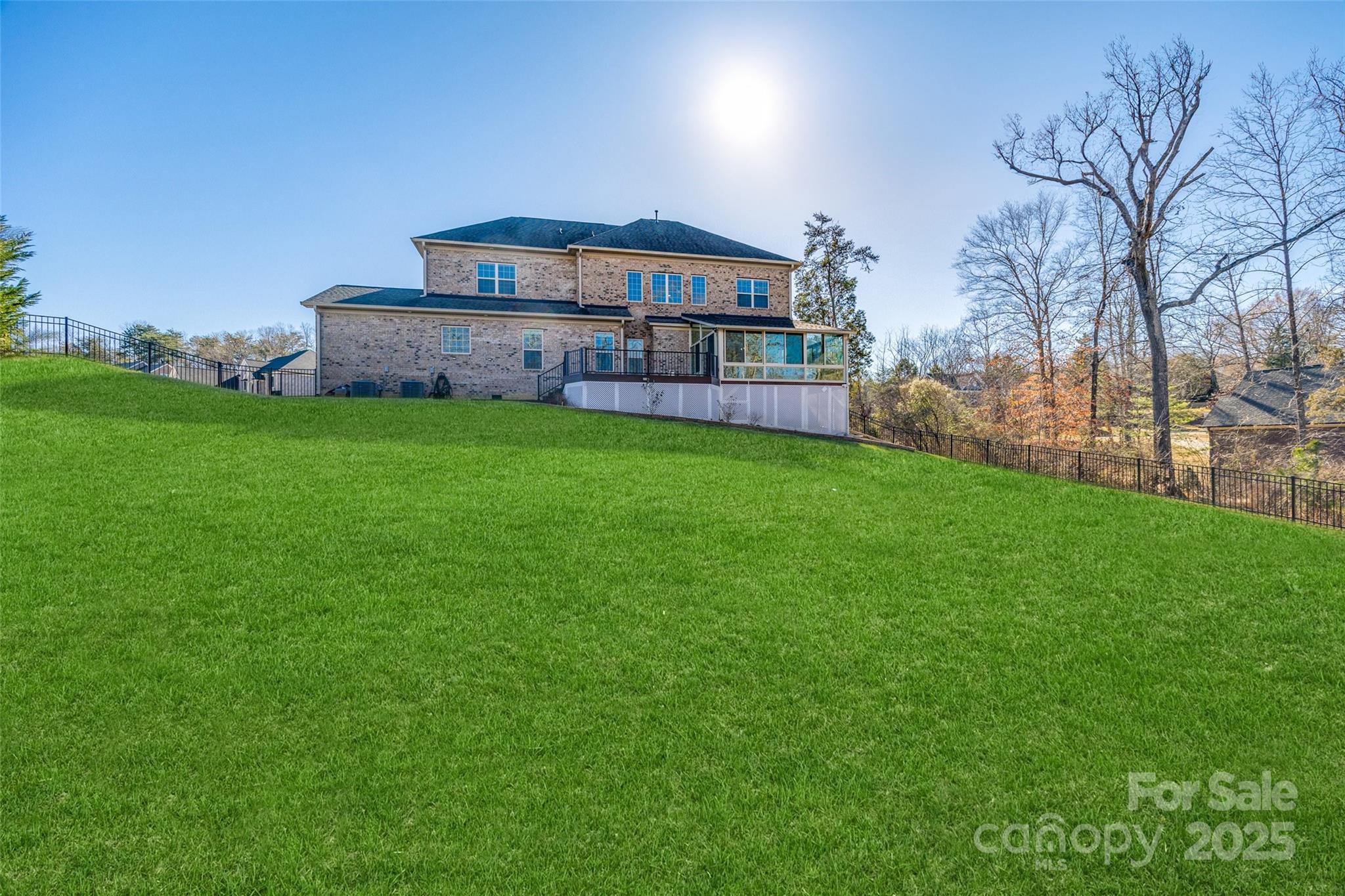 The Retreat At Sunset Ridge - Residential