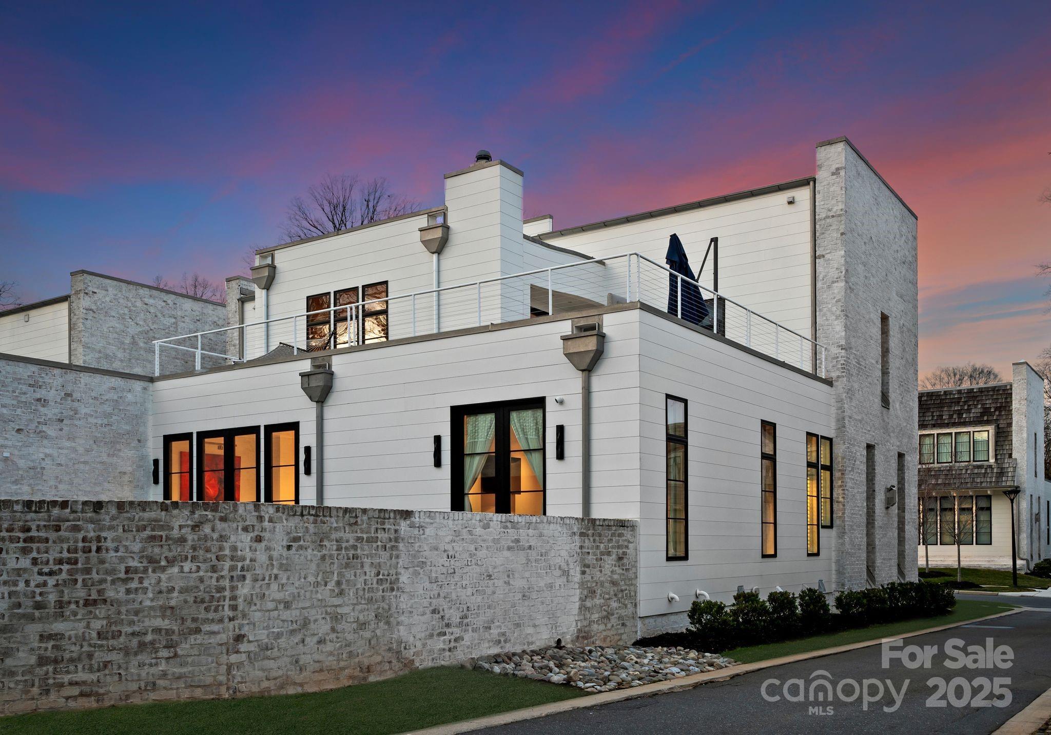 Kenwood Sharon Lane - Residential