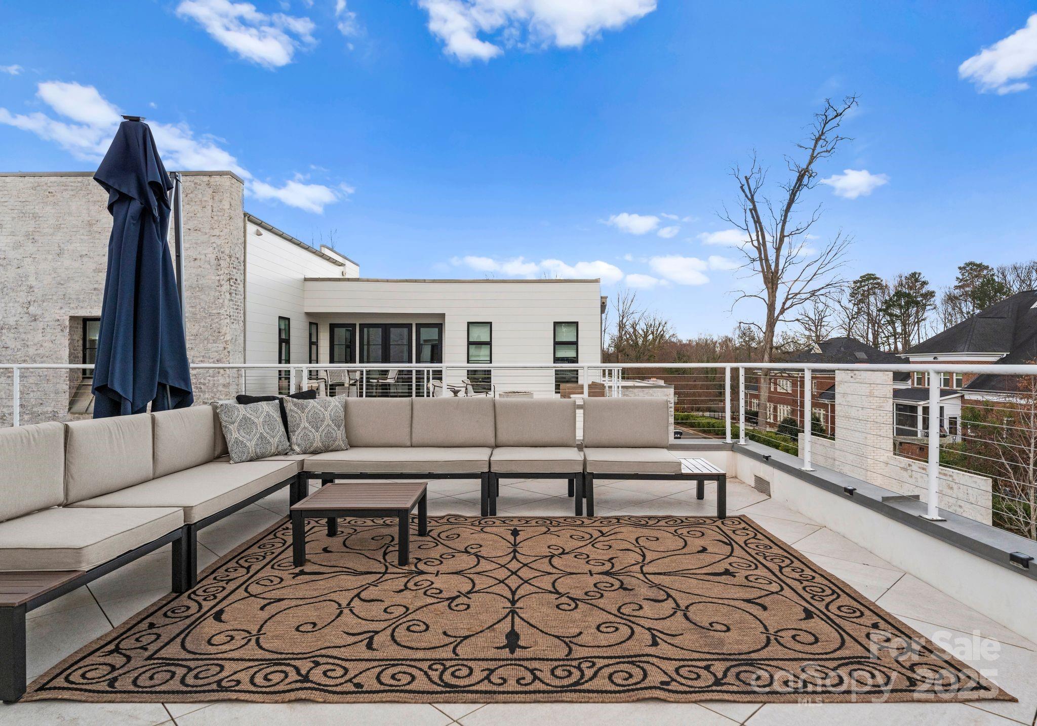 Kenwood Sharon Lane - Residential