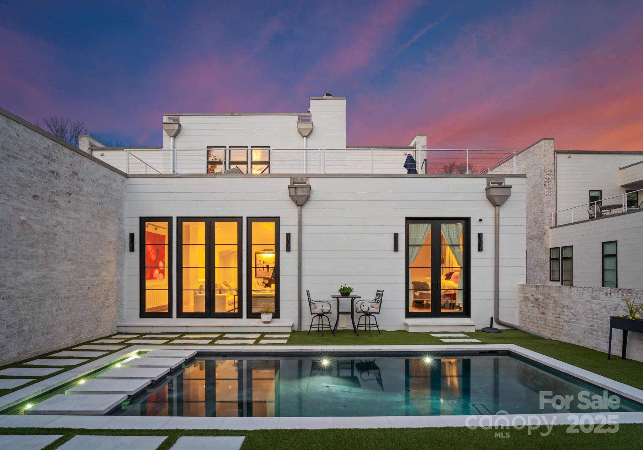 Kenwood Sharon Lane - Residential