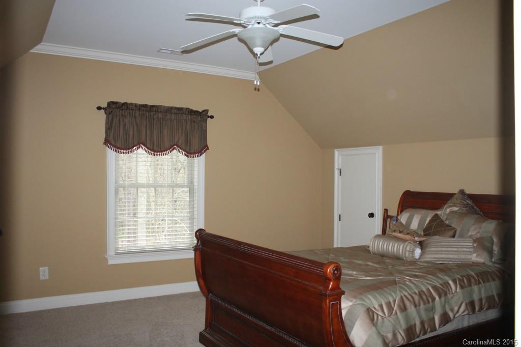 Meadow Lakes II - Residential