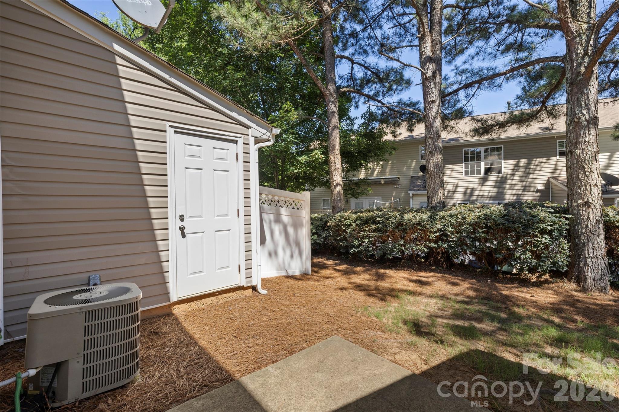 Windsor Trace - Residential