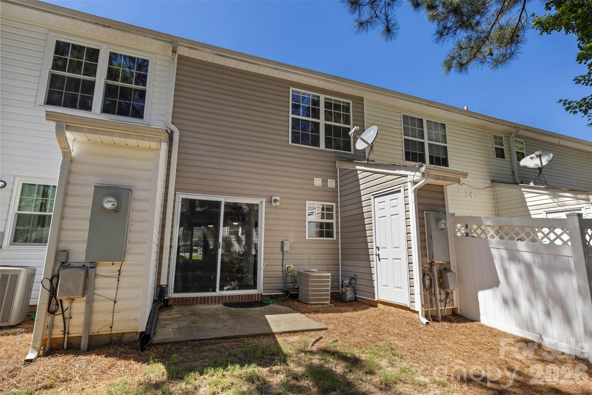 Windsor Trace - Residential
