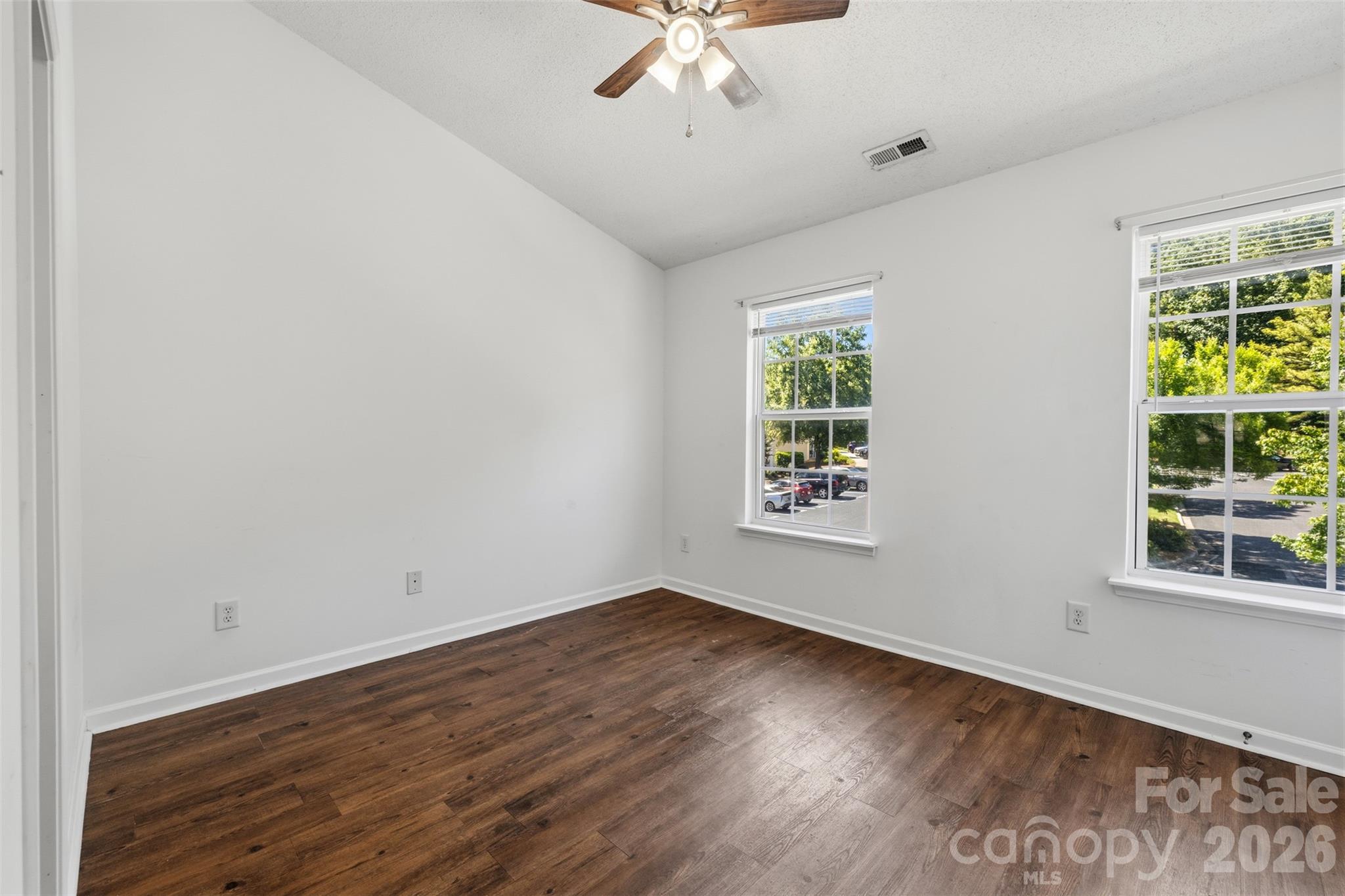 Windsor Trace - Residential