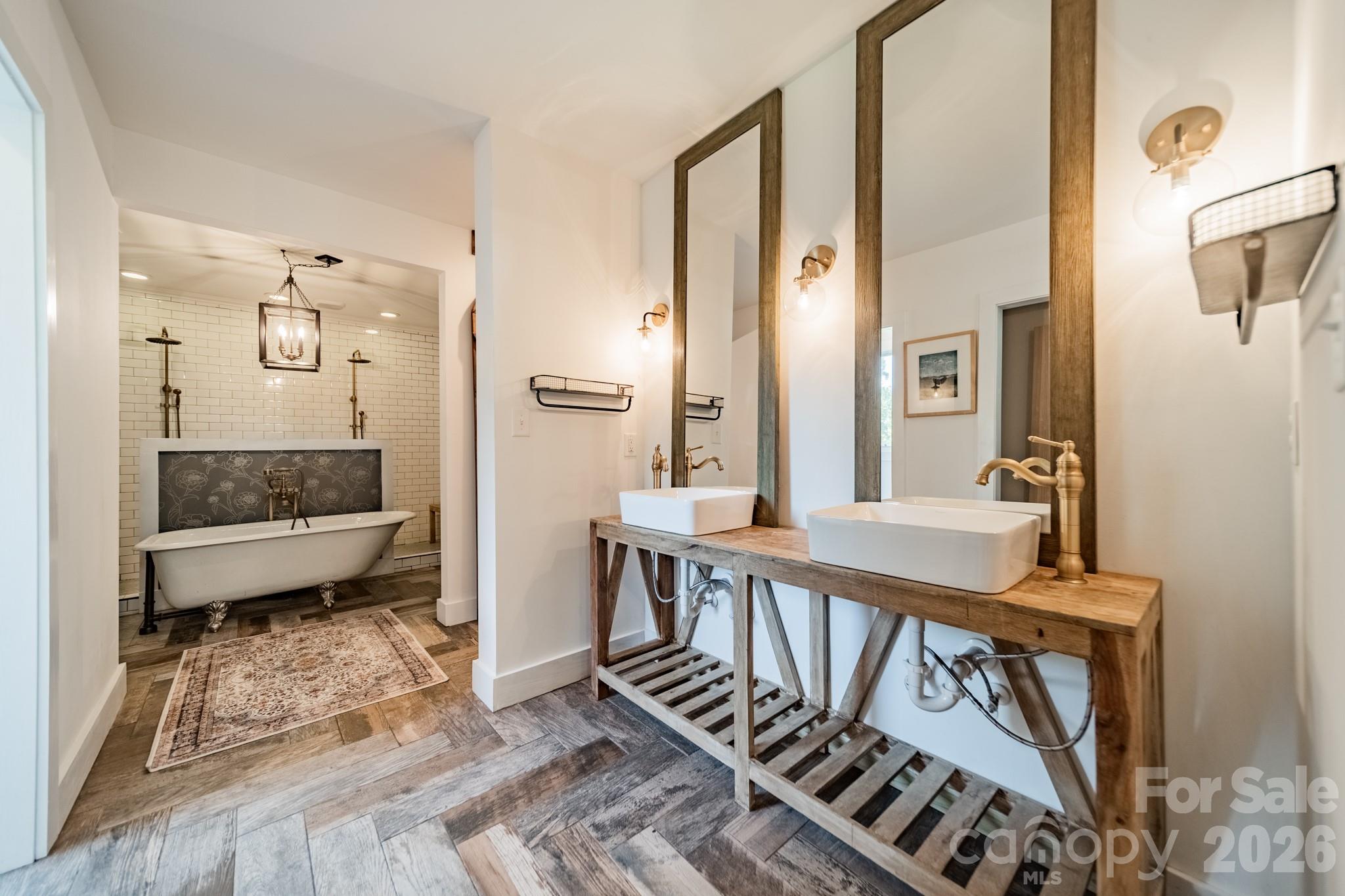 Seventeen Acres - Residential