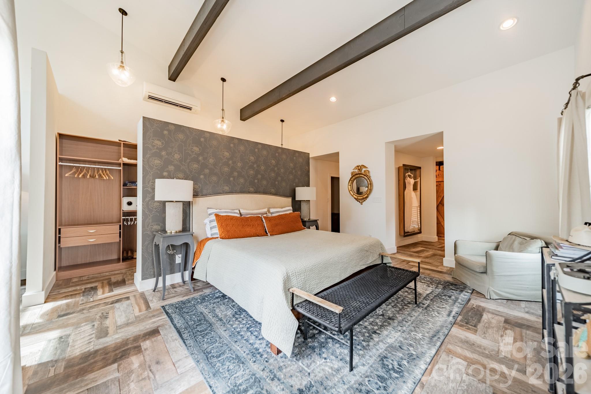 Seventeen Acres - Residential