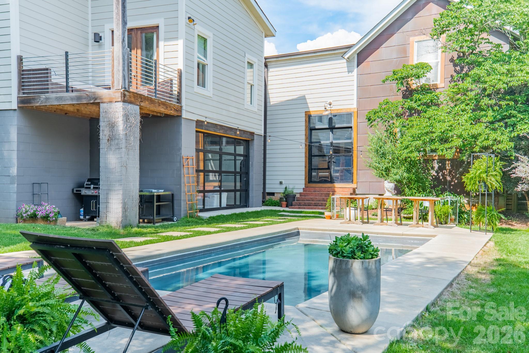 Seventeen Acres - Residential